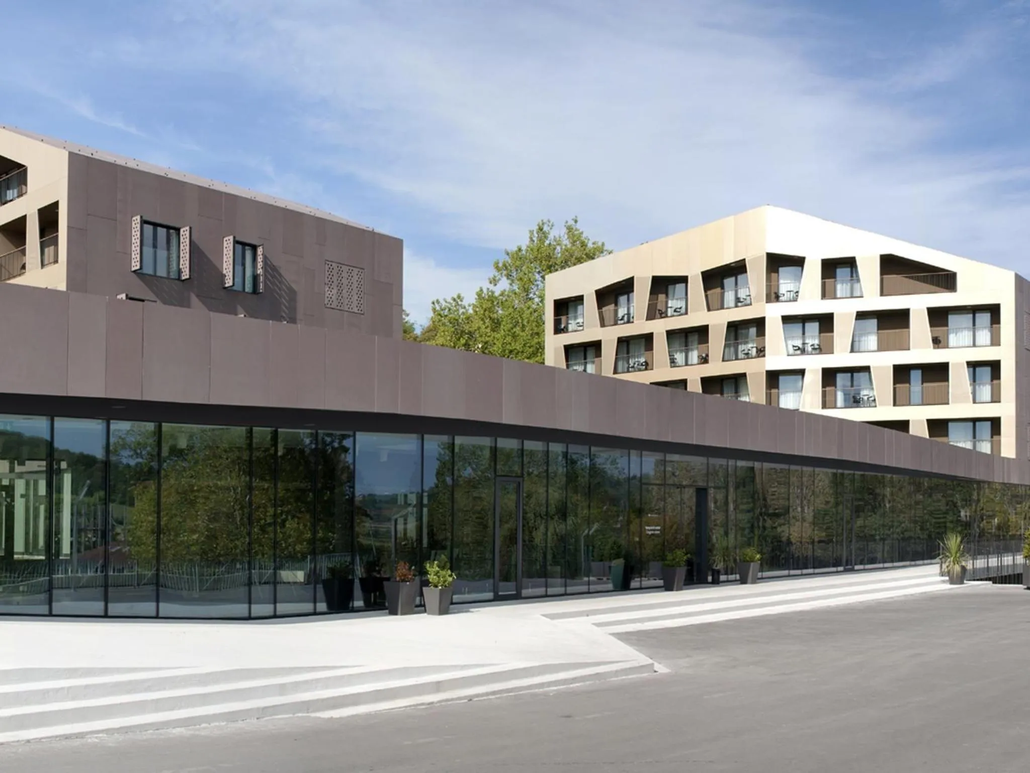Facade/entrance in Terme Tuhelj Hotel Well