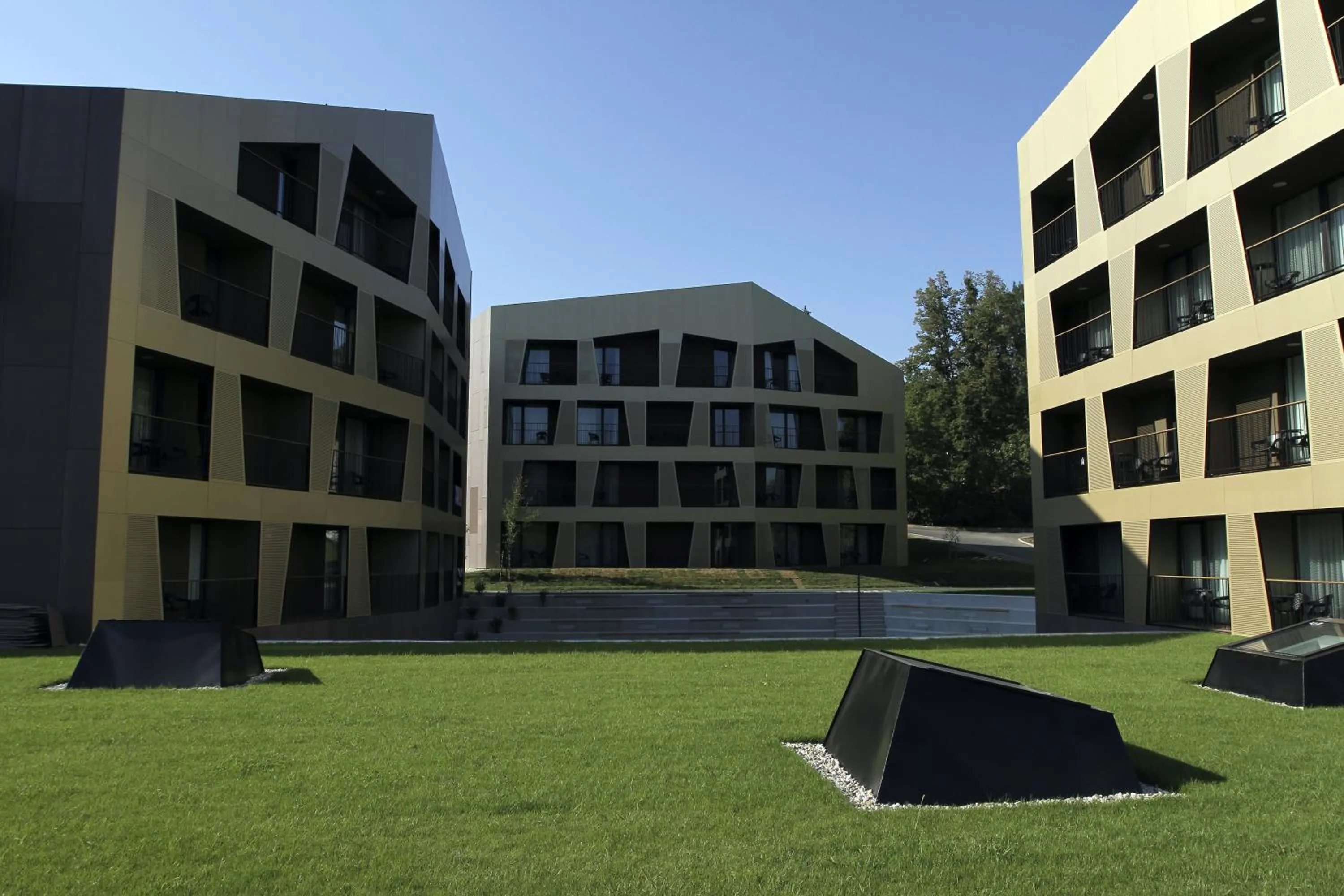 Facade/entrance in Terme Tuhelj Hotel Well