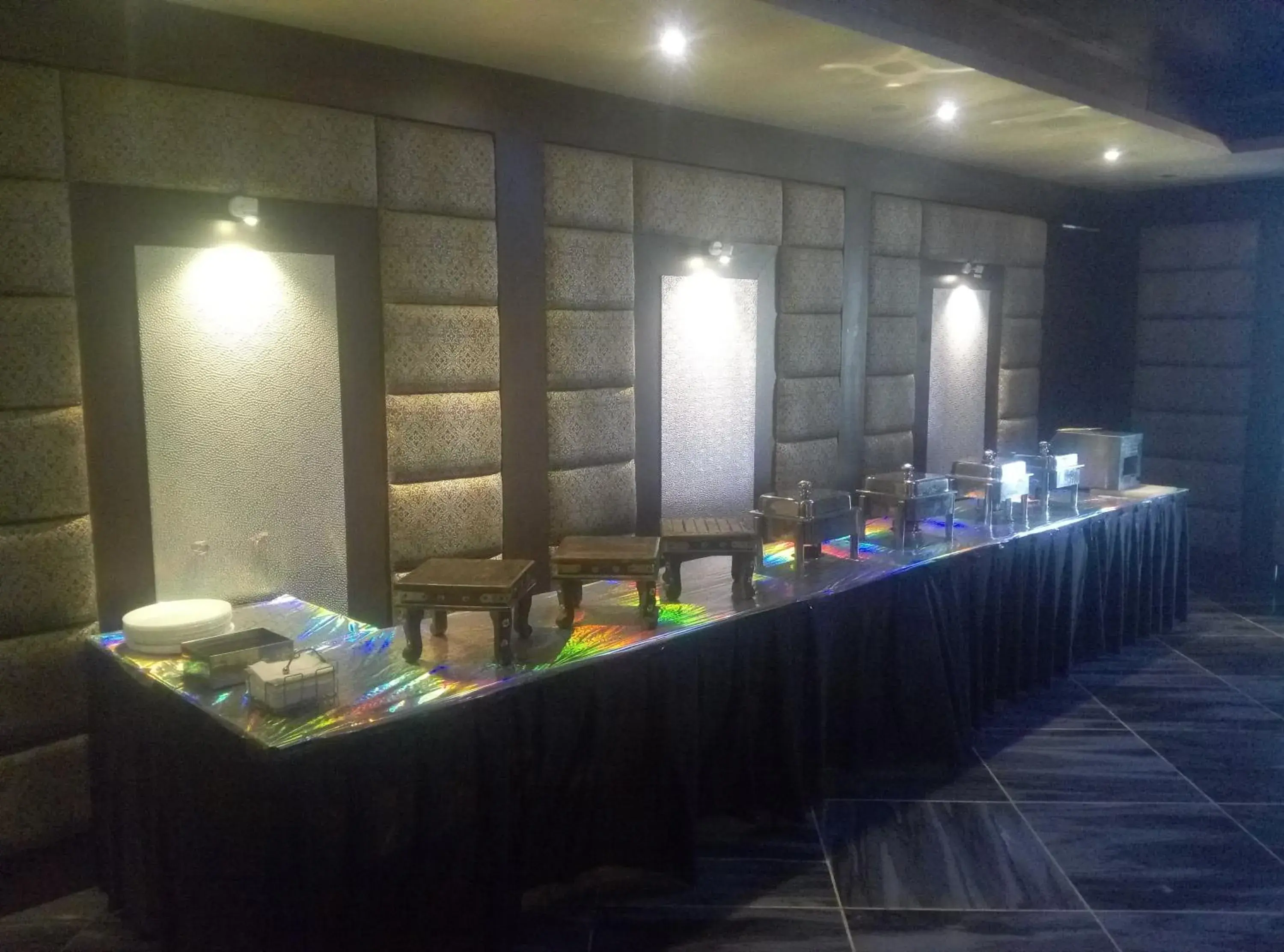 Breakfast in Hotel Mittal Paradise Breakfast in Hotel Mittal Paradise