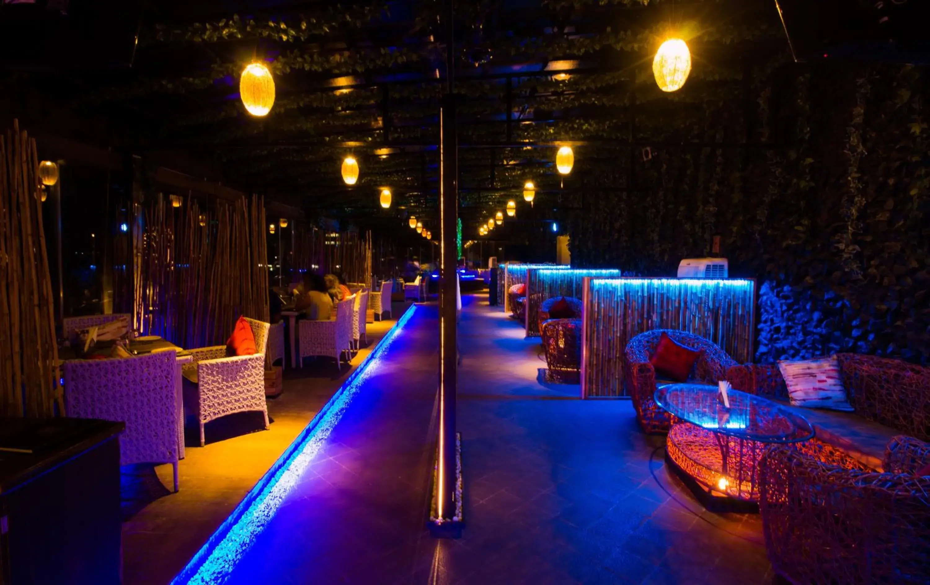 Restaurant/places to eat in Hotel Mittal Paradise Restaurant/places to eat in Hotel Mittal Paradise