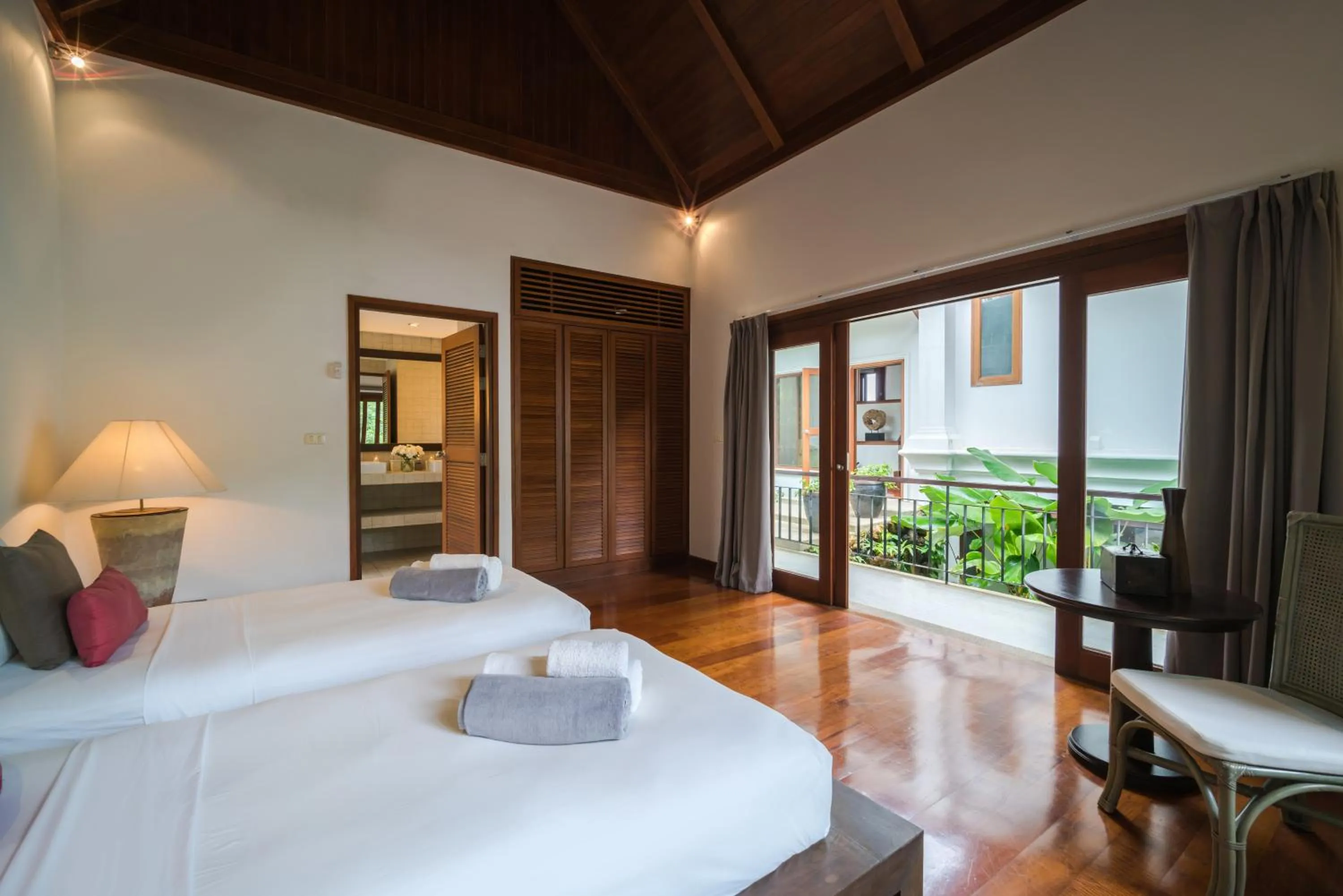 Bedroom, Bed in Vichuda Hills by RESAVA