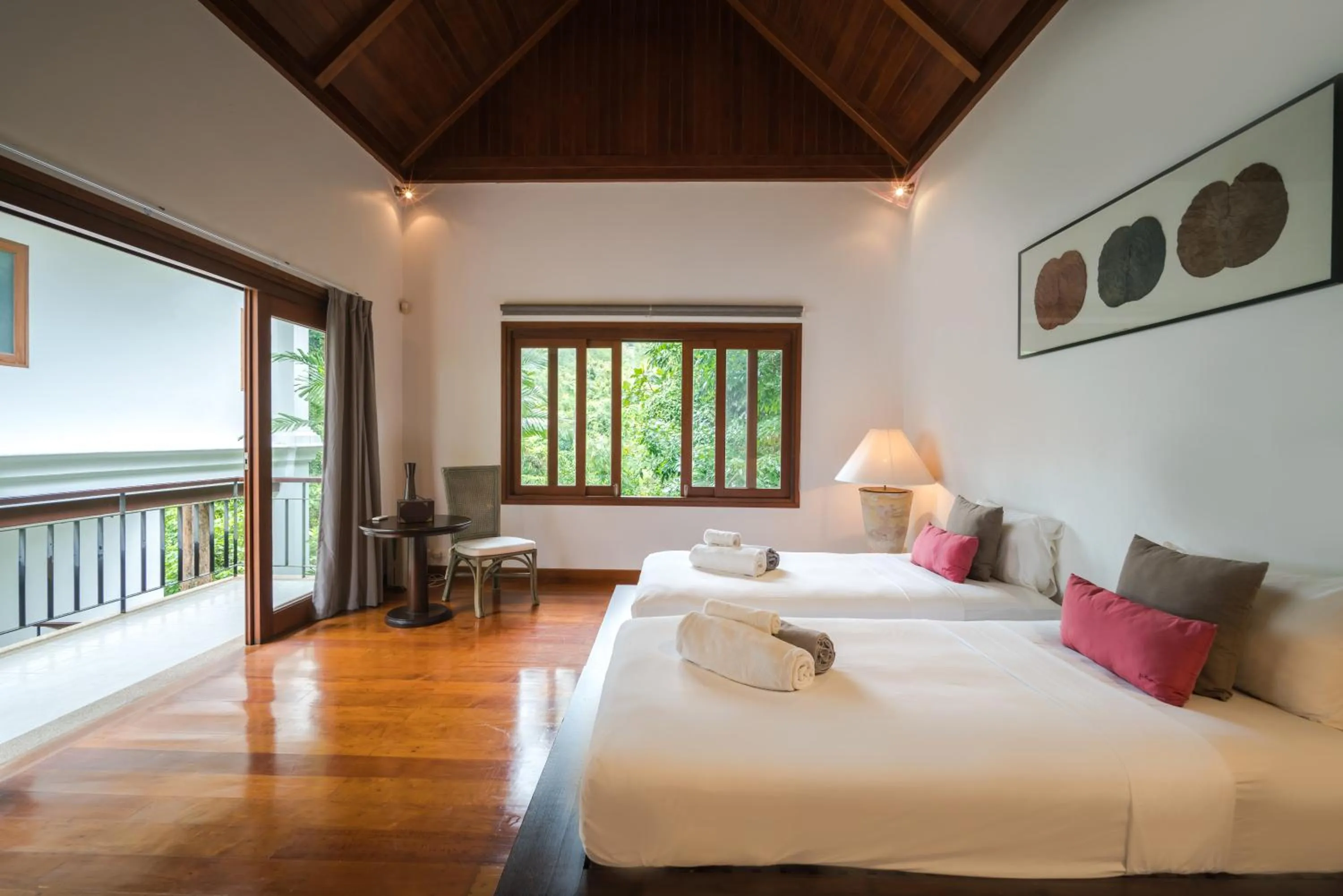 Bed in Vichuda Hills by RESAVA