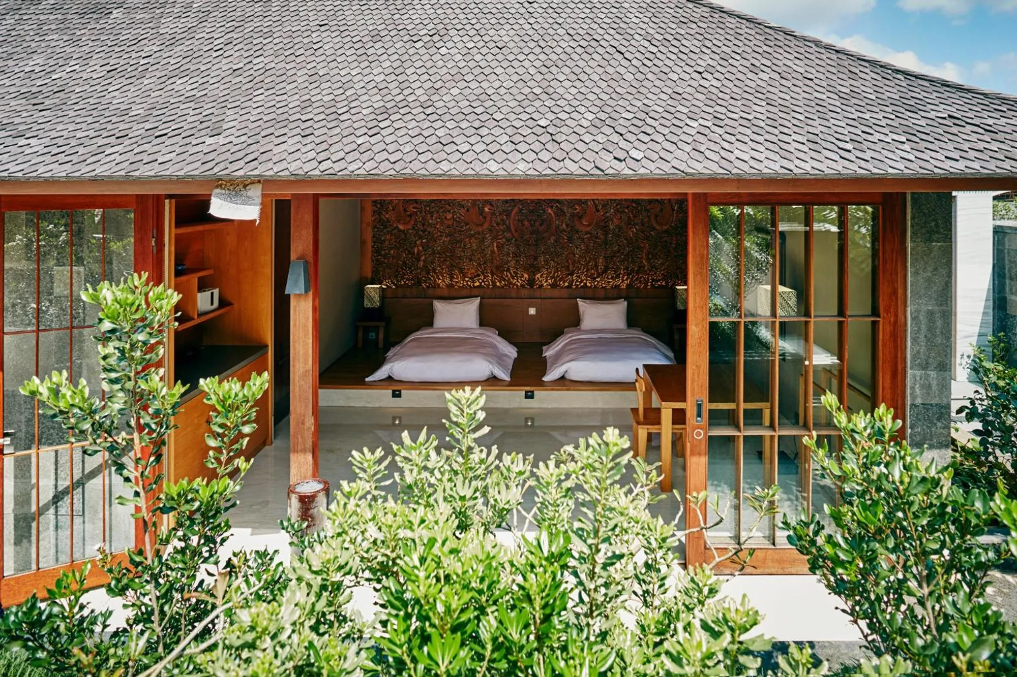 Bed in Hoshinoya Bali