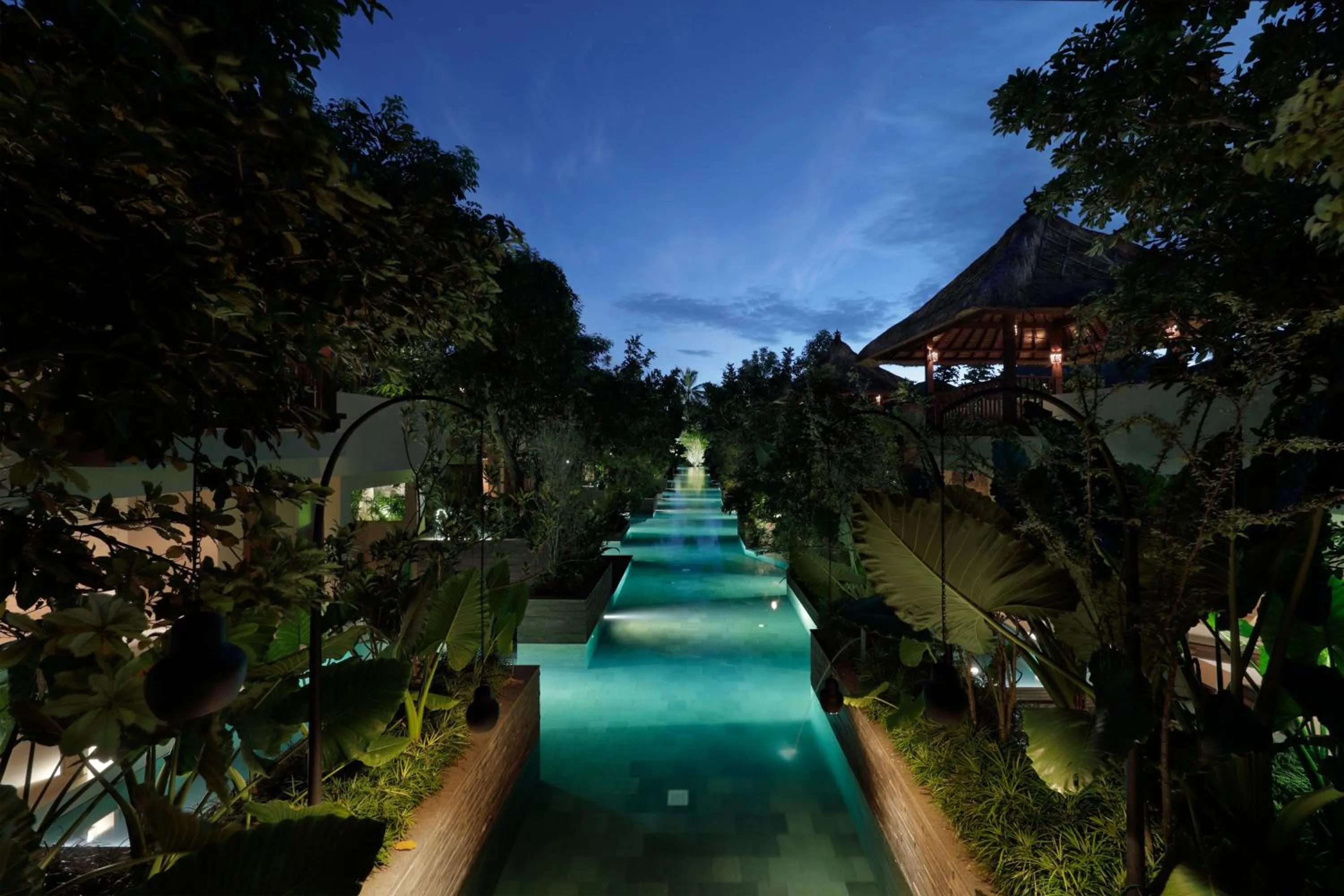 Swimming pool in Hoshinoya Bali