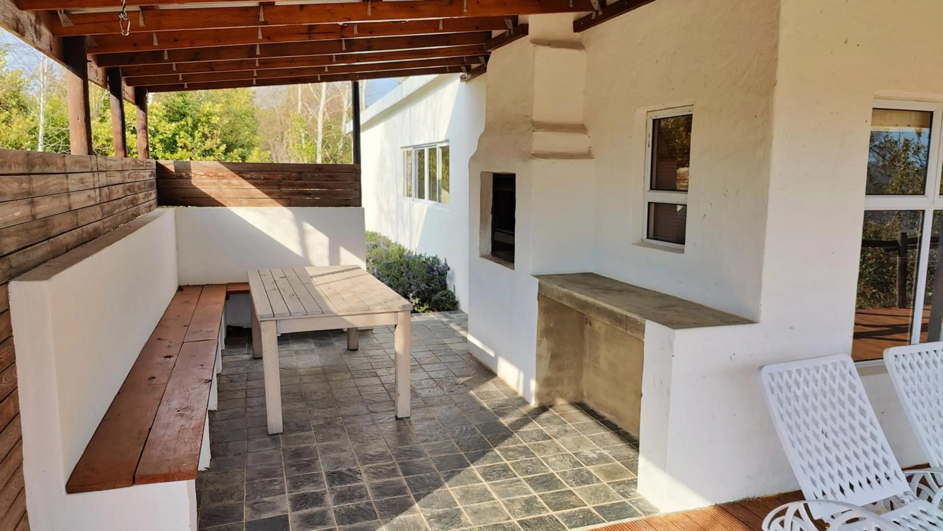 The Edge Mountain Retreat