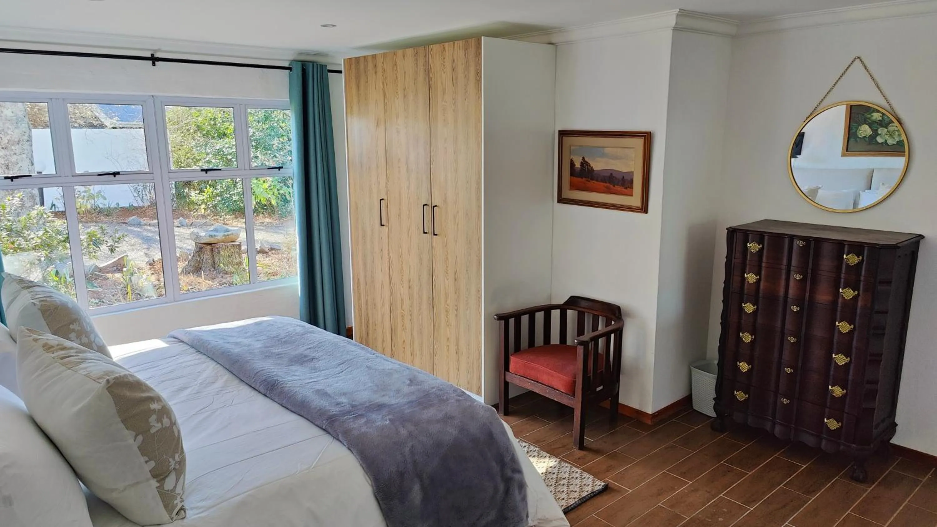 Bed in The Edge Mountain Retreat