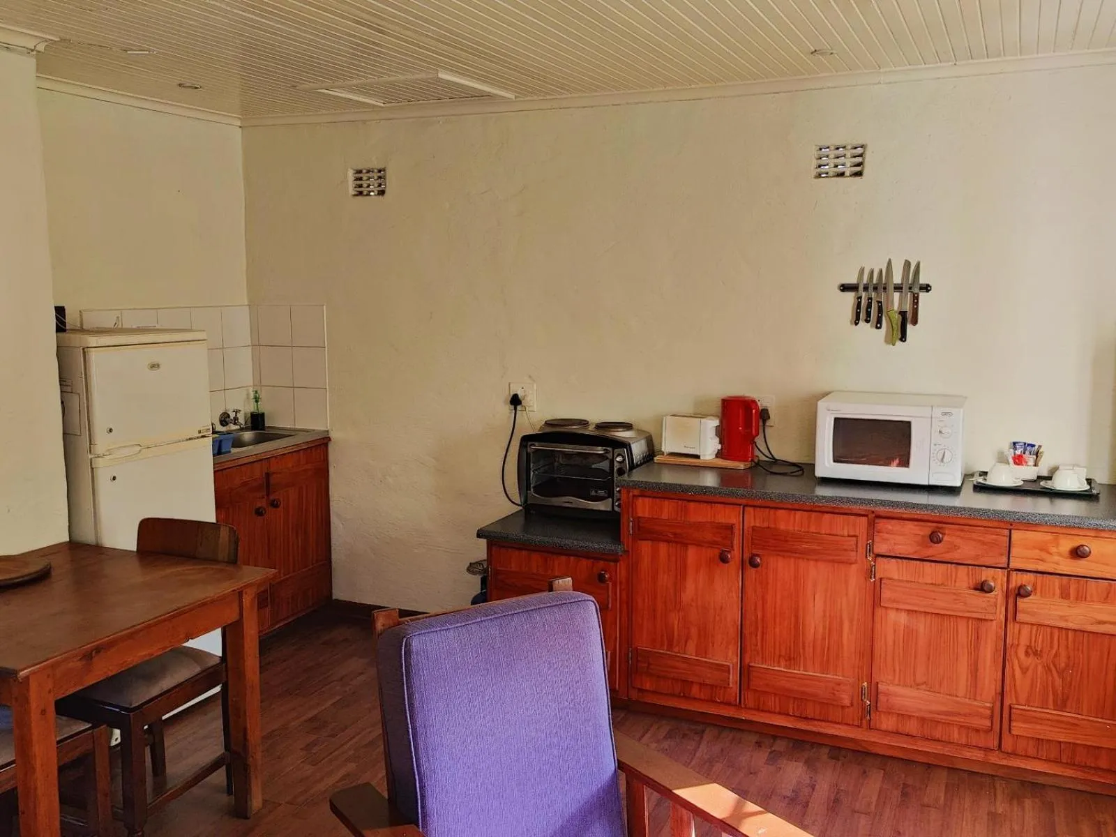 Kitchen or kitchenette in The Edge Mountain Retreat