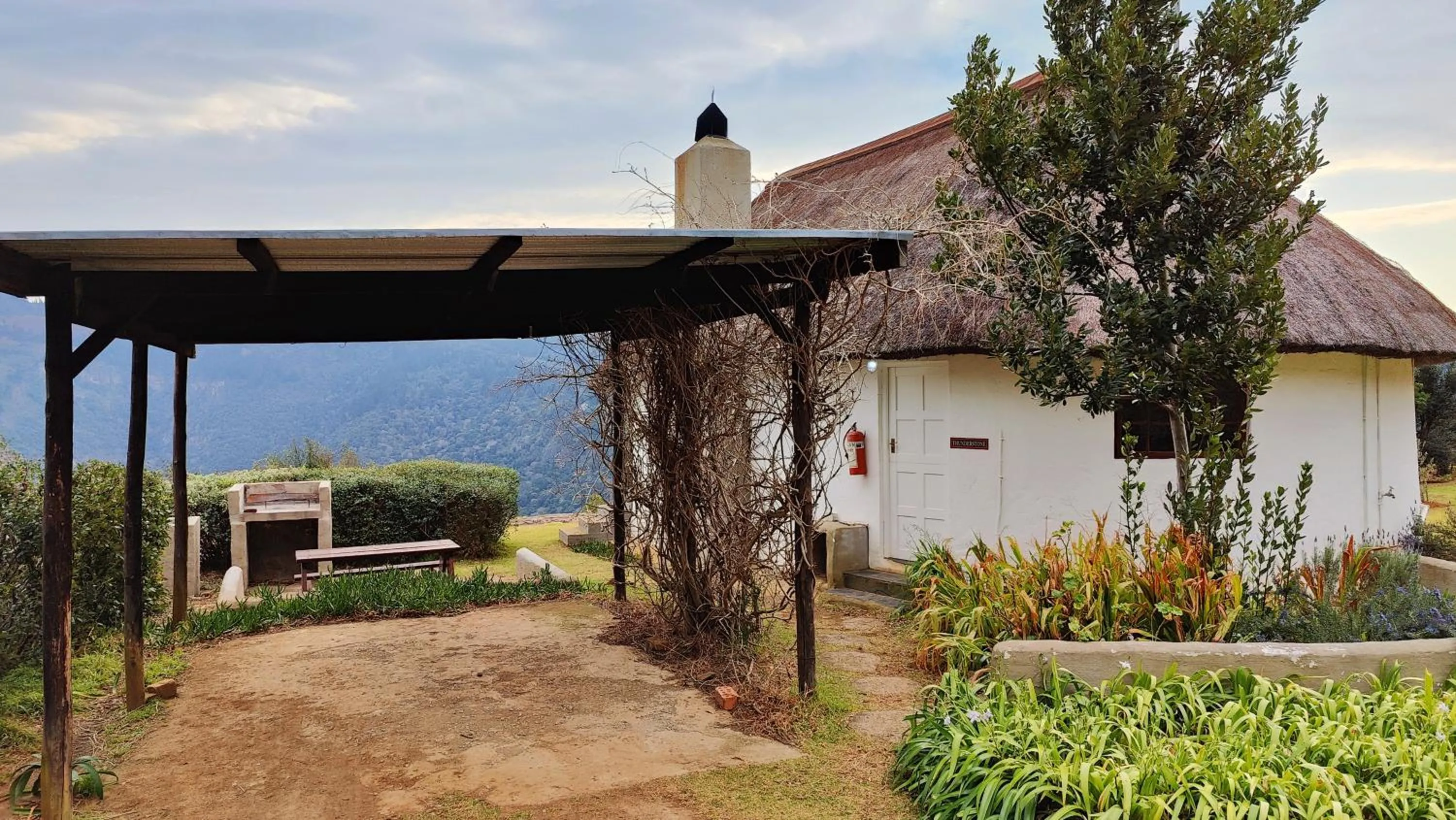 The Edge Mountain Retreat