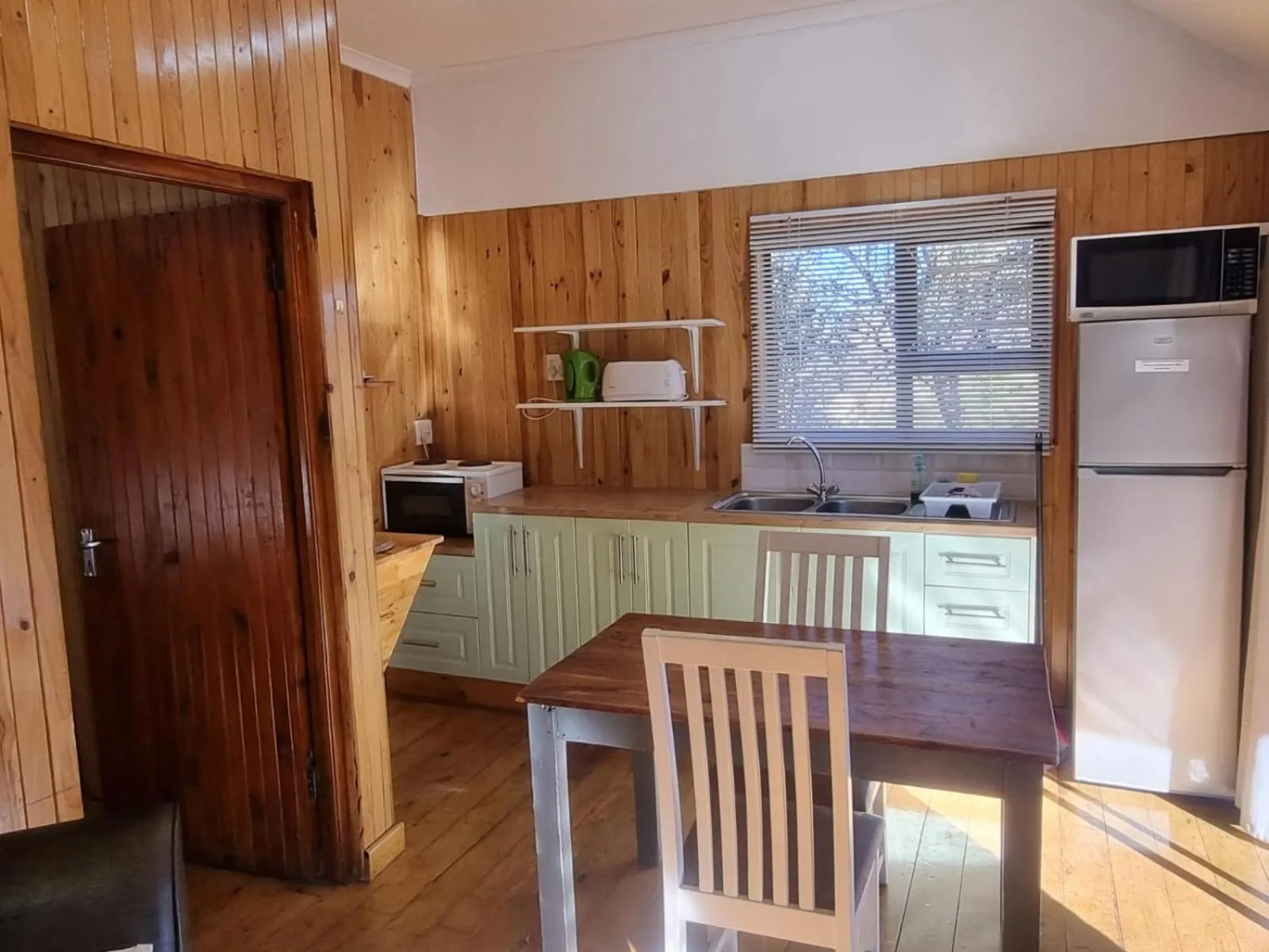The Edge Mountain Retreat