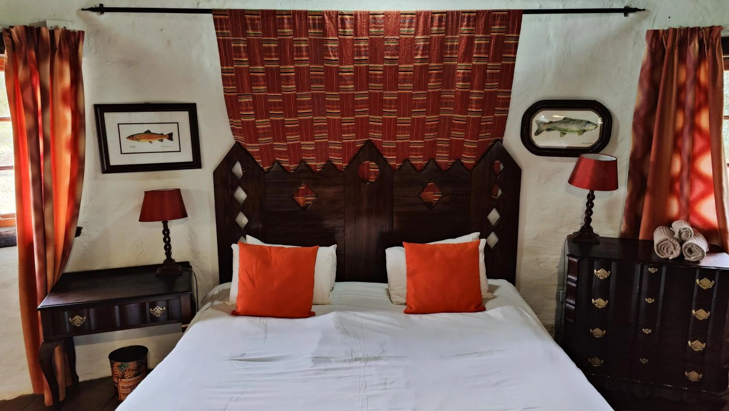 Bed in The Edge Mountain Retreat