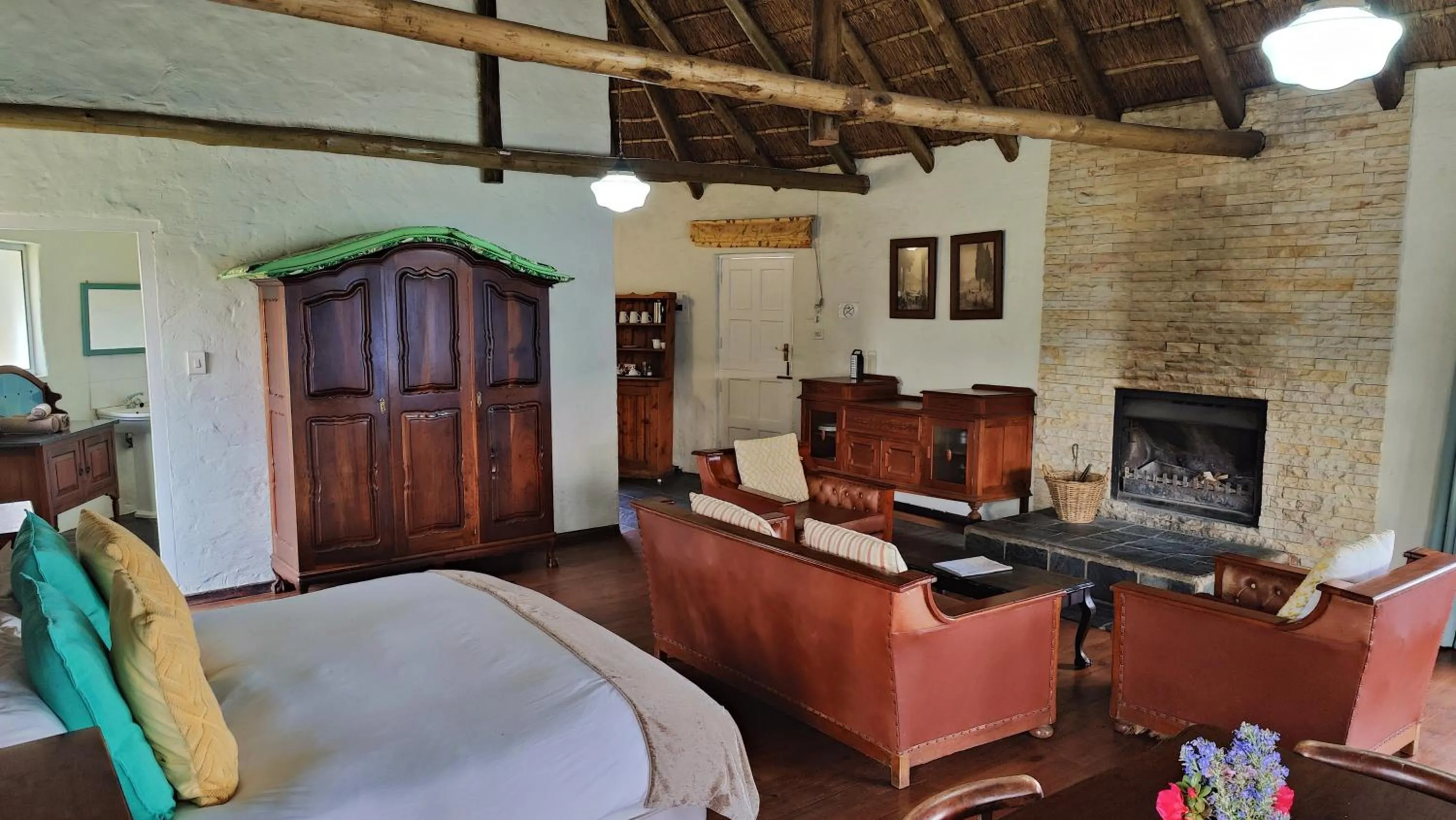 The Edge Mountain Retreat