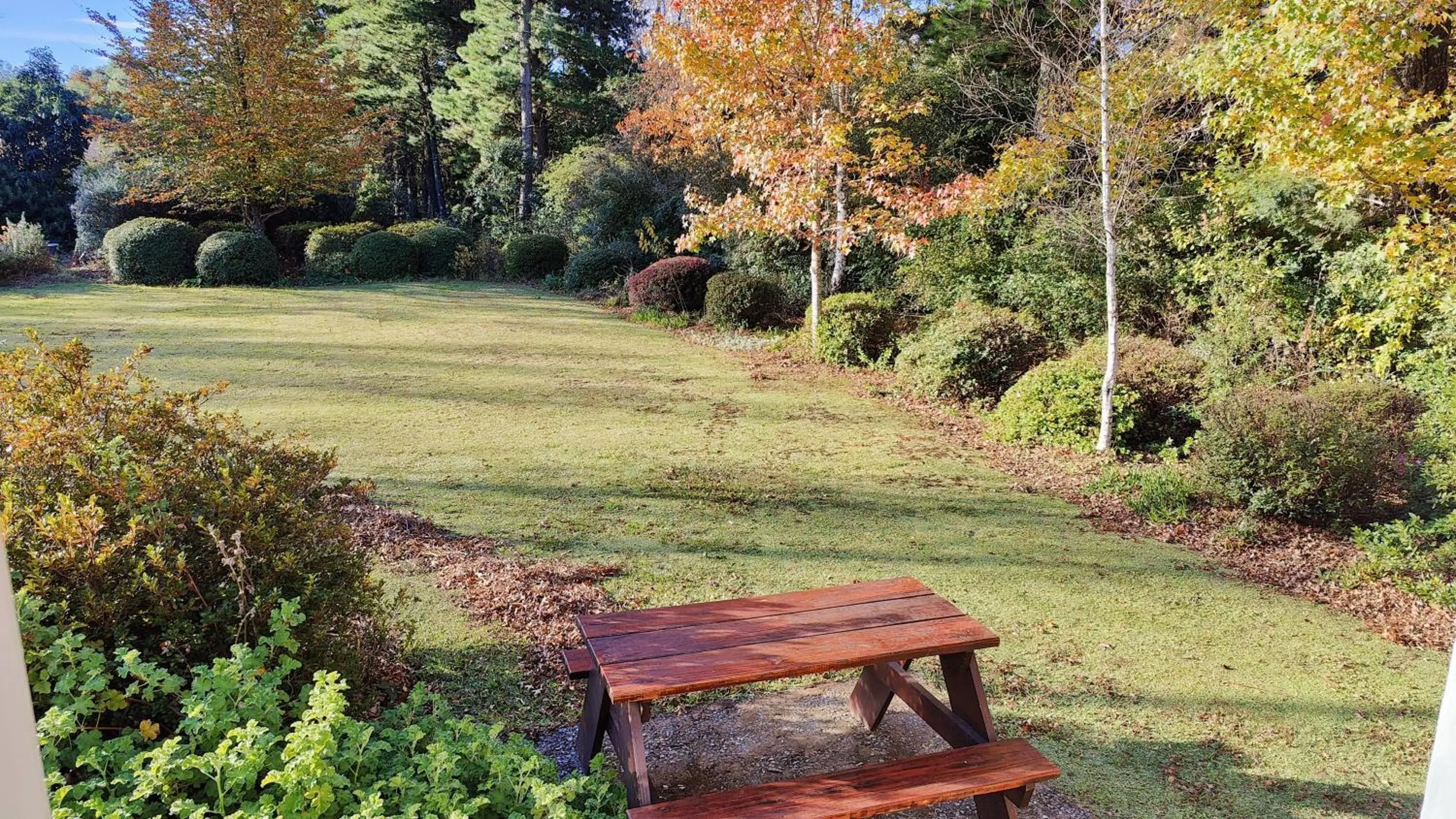 The Edge Mountain Retreat
