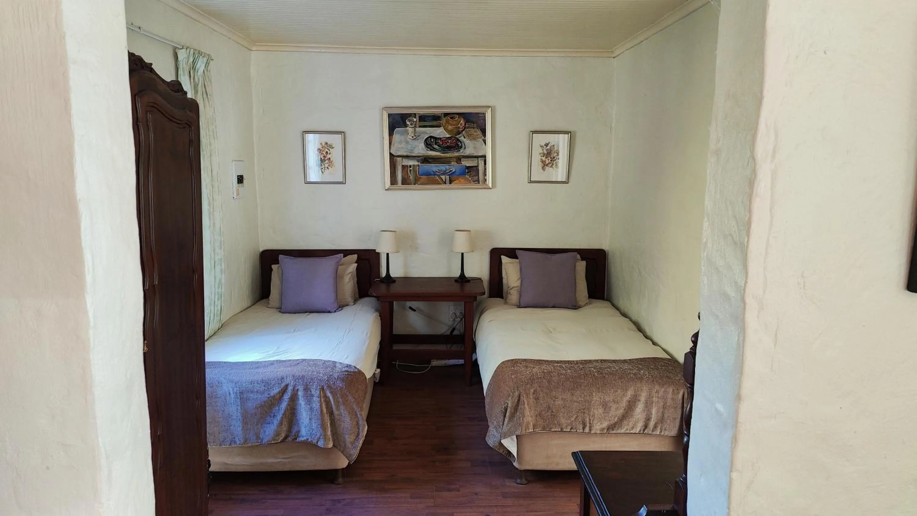 Bed in The Edge Mountain Retreat