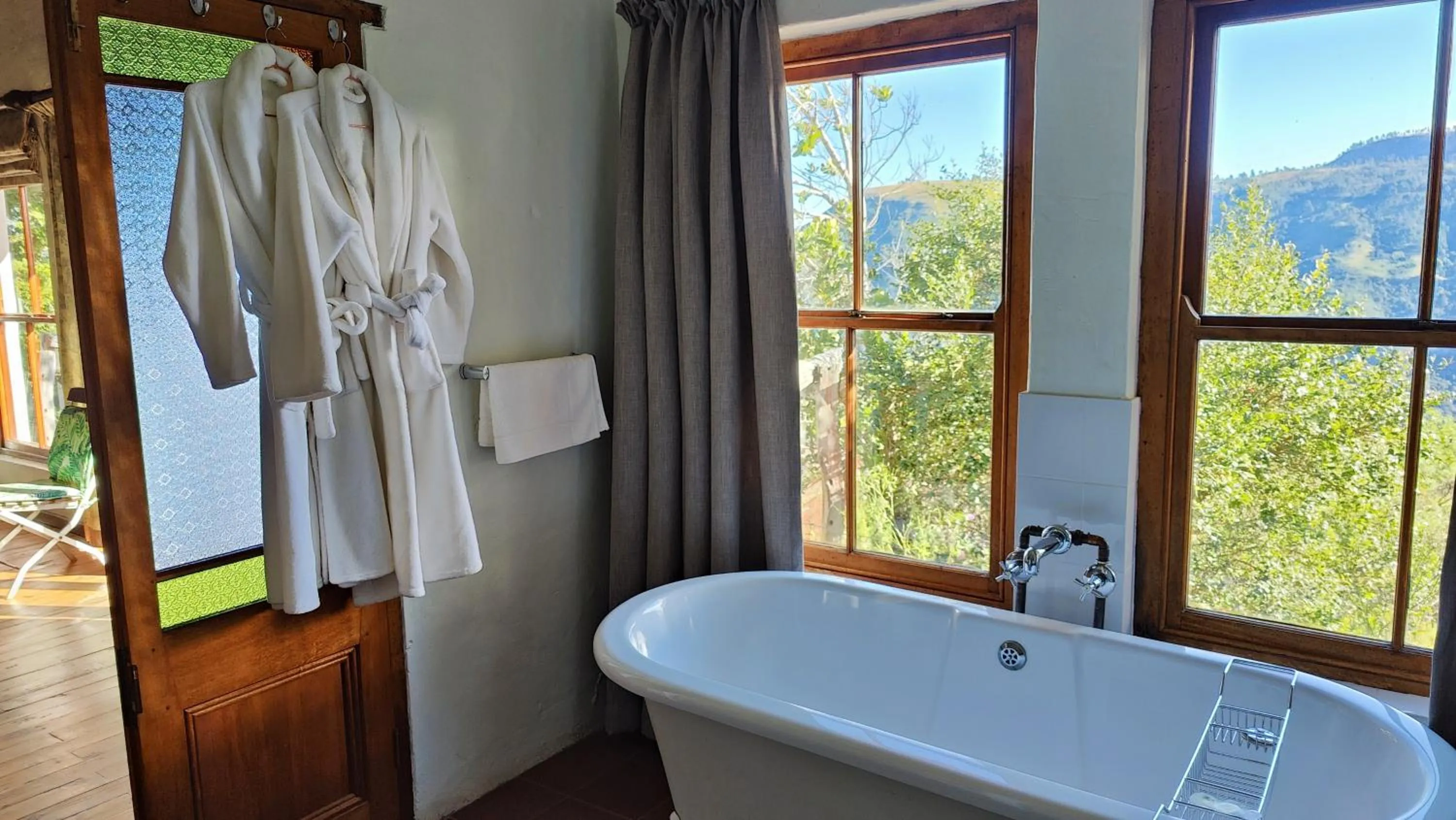 The Edge Mountain Retreat