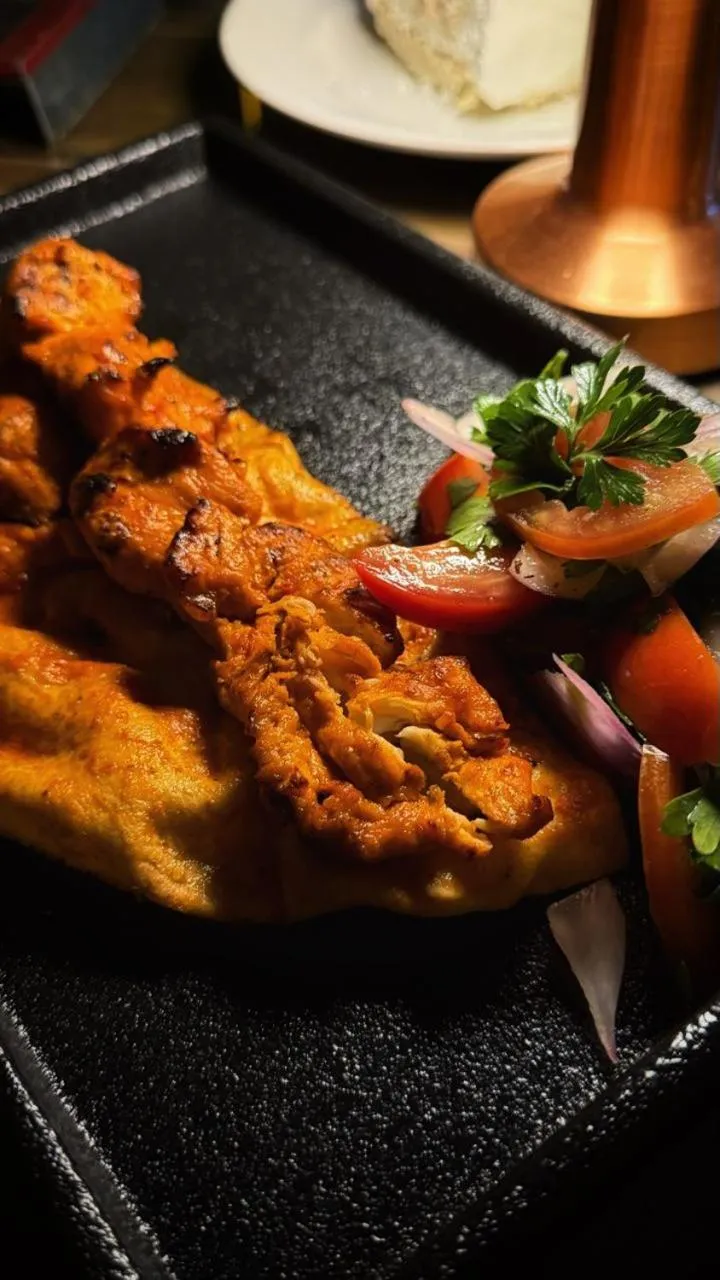 Restaurant/places to eat in SV Chrome by AJ Boutique Hotel