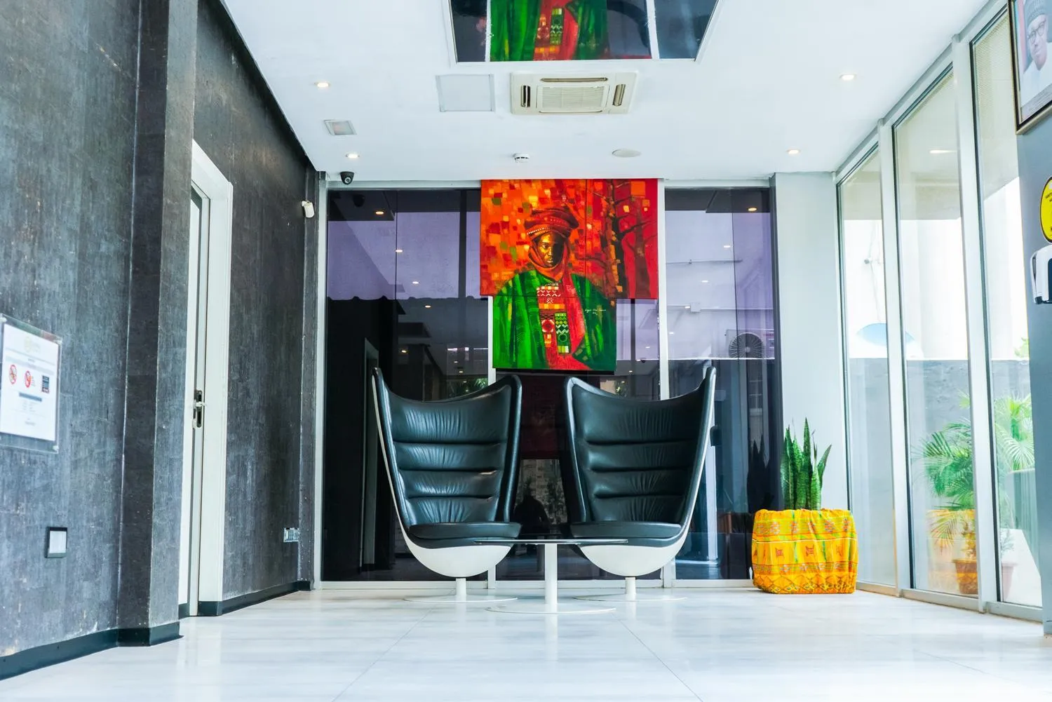 Lobby or reception in SV Chrome