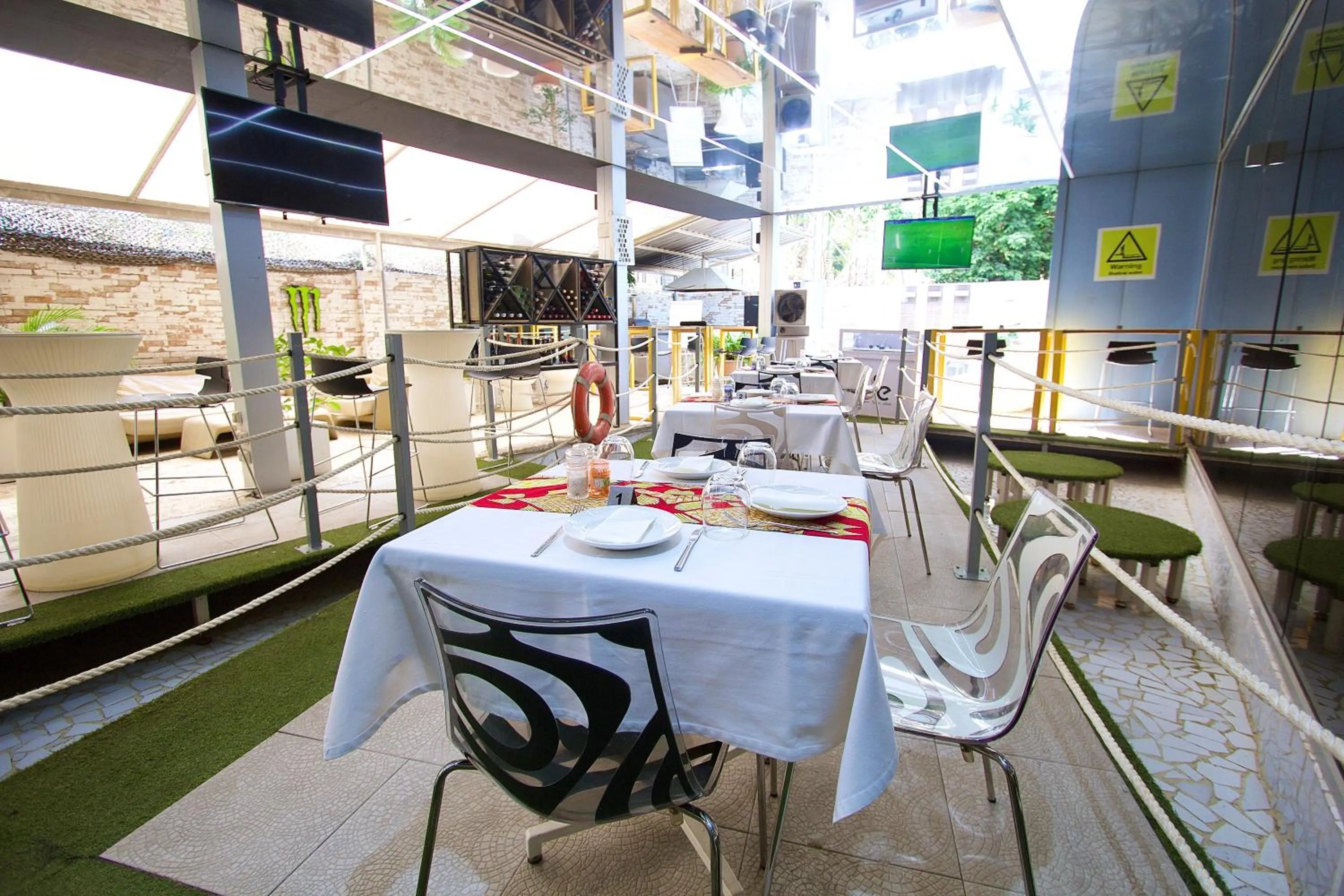 Restaurant/places to eat in SV Chrome