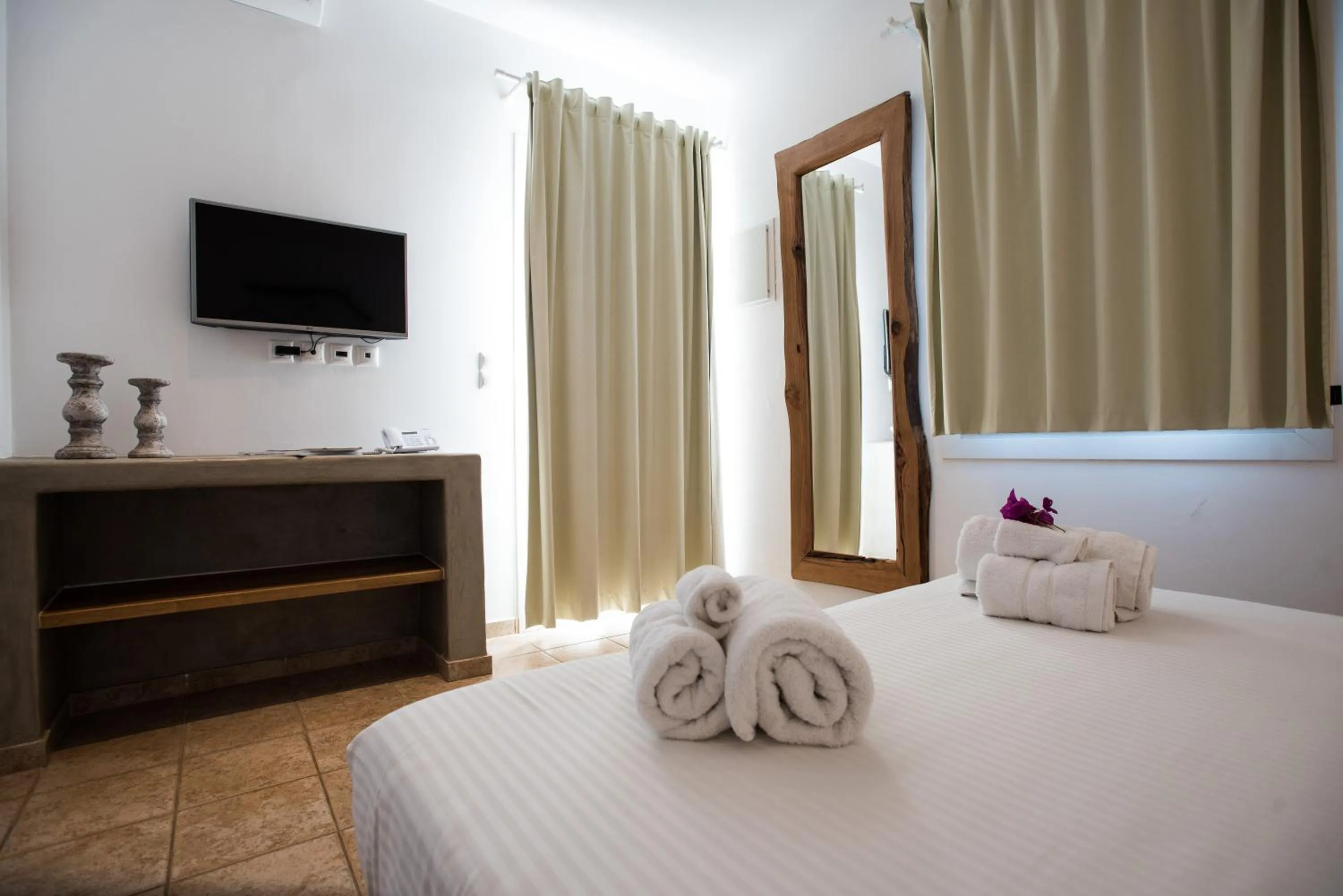 Aletro Cottage Houses