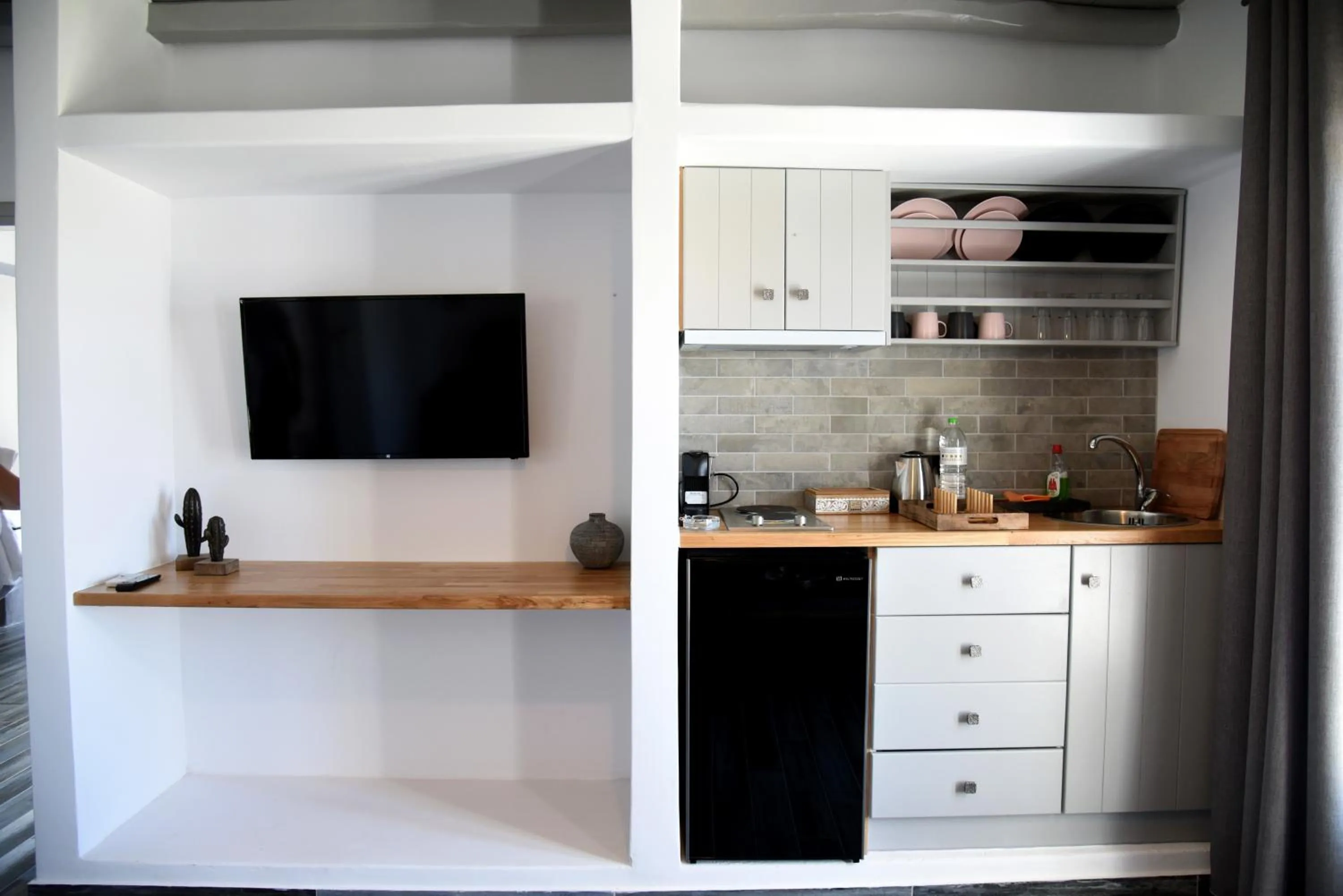 Aletro Cottage Houses