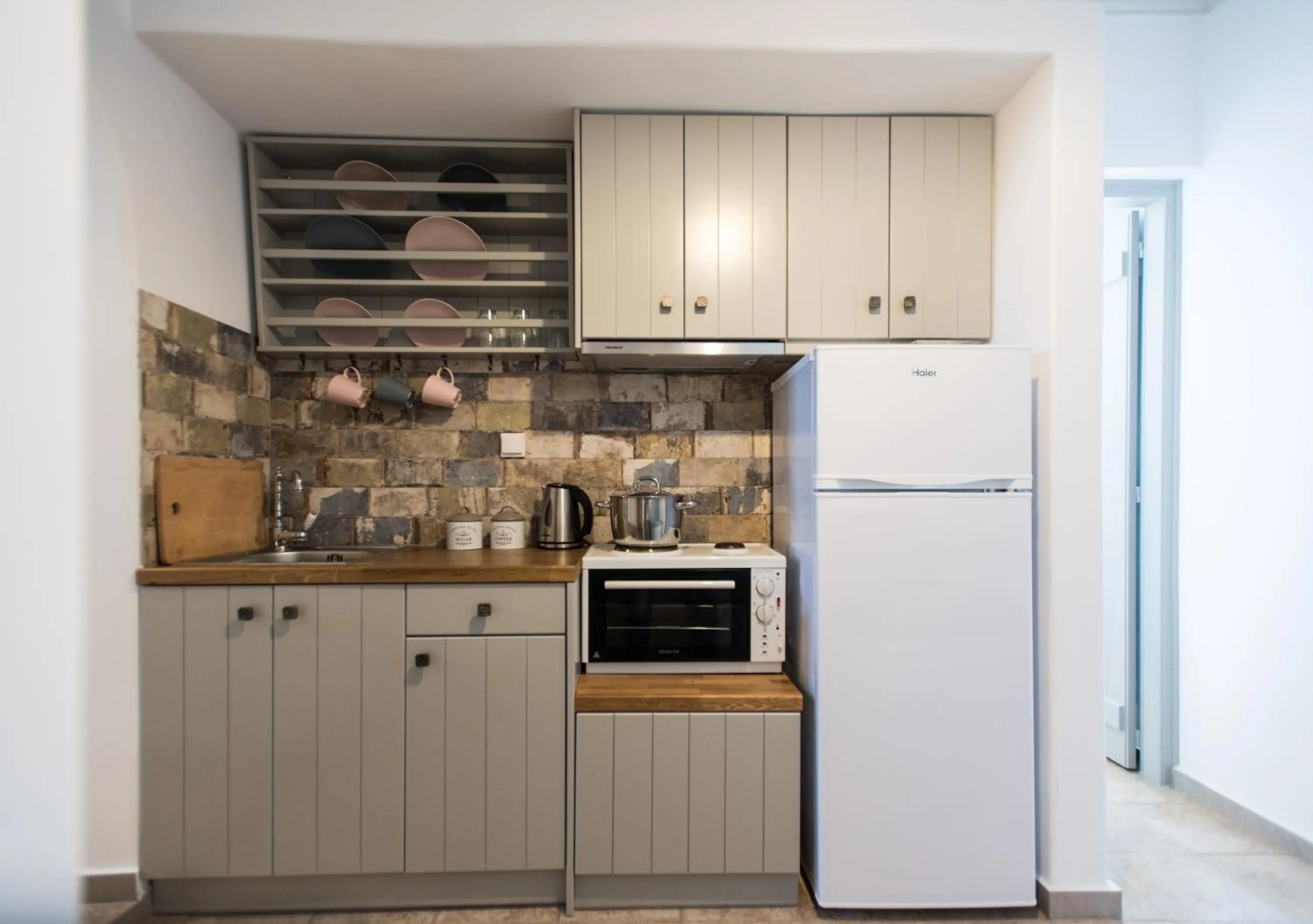 Aletro Cottage Houses