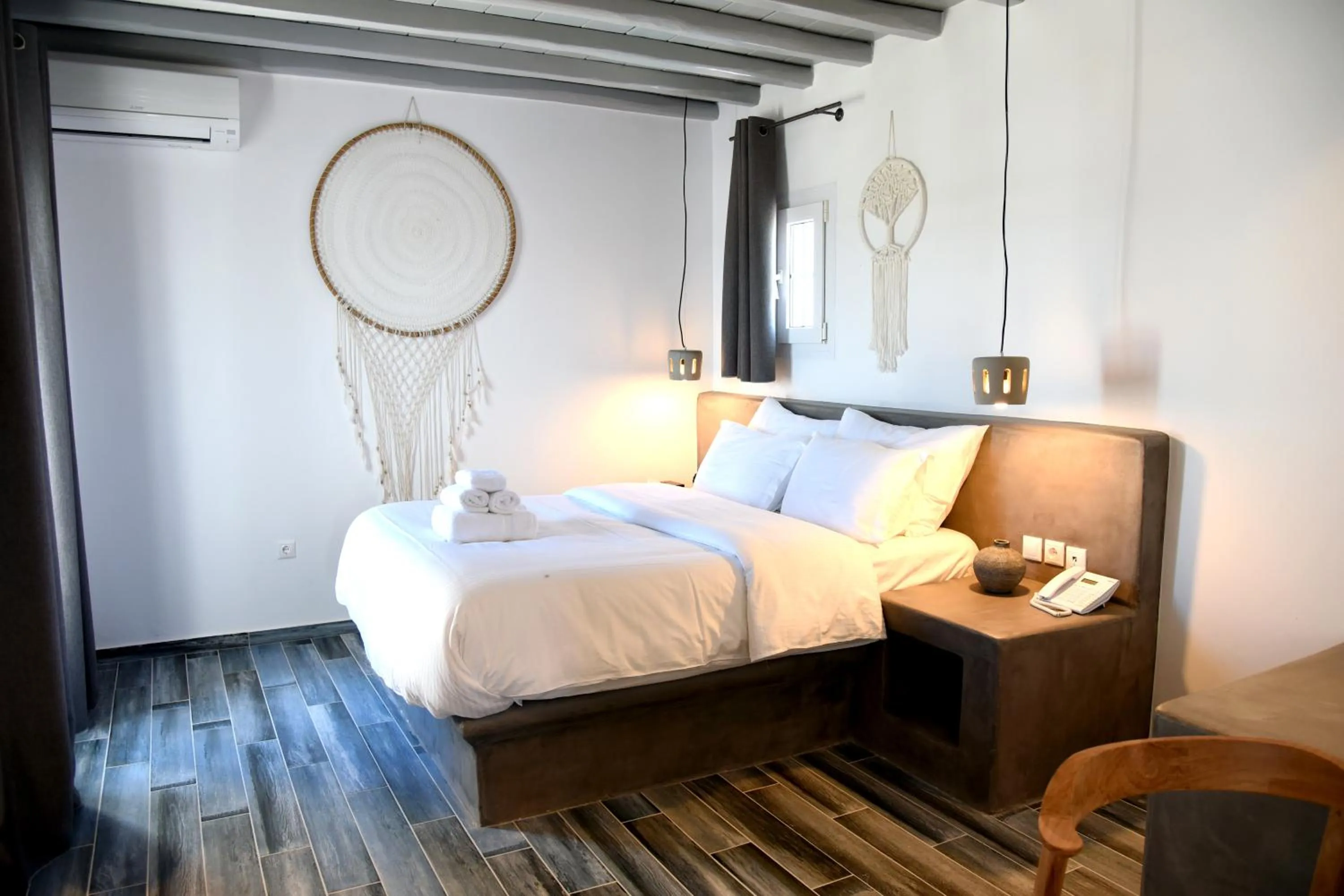 Aletro Cottage Houses