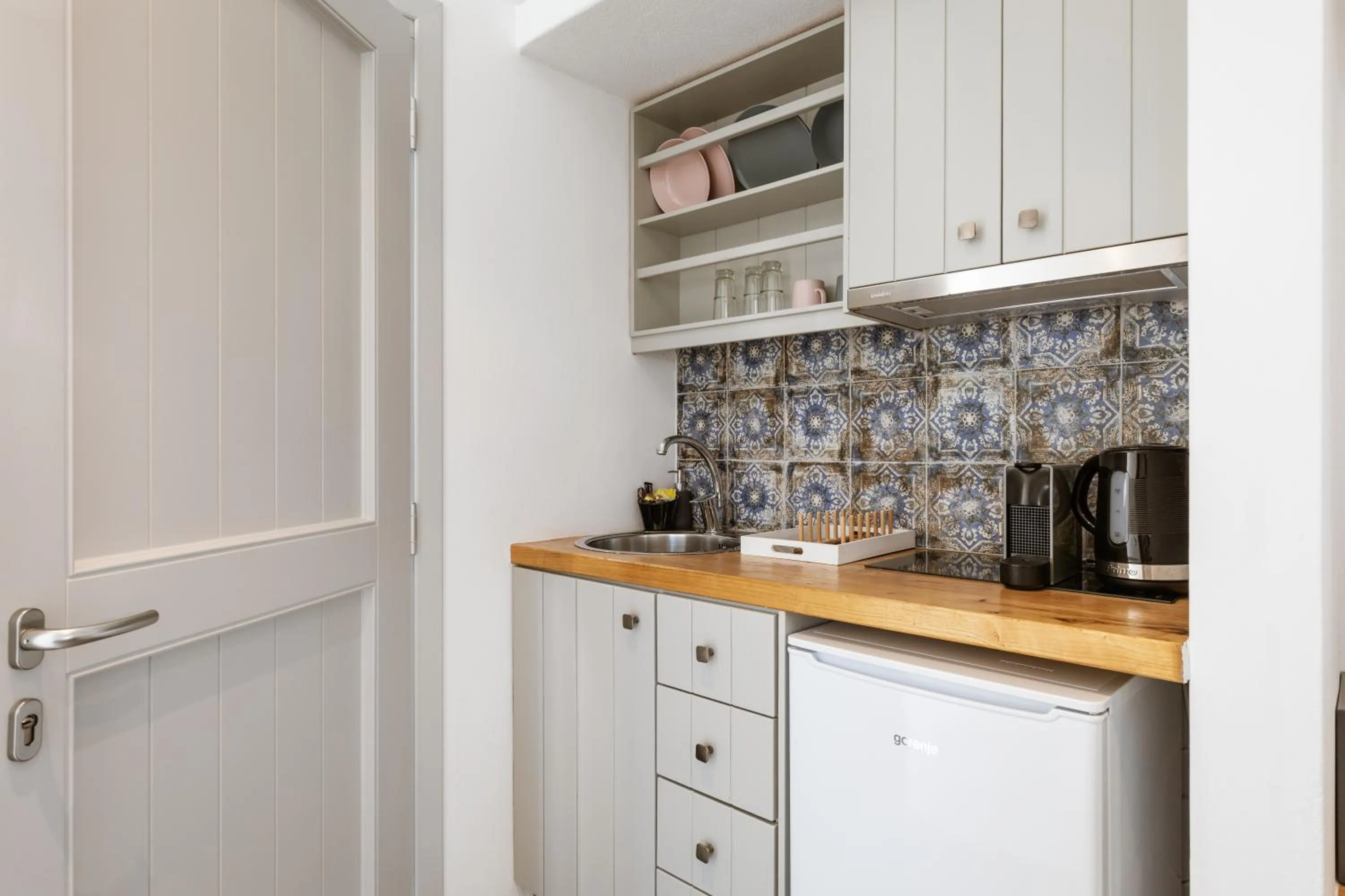 Aletro Cottage Houses