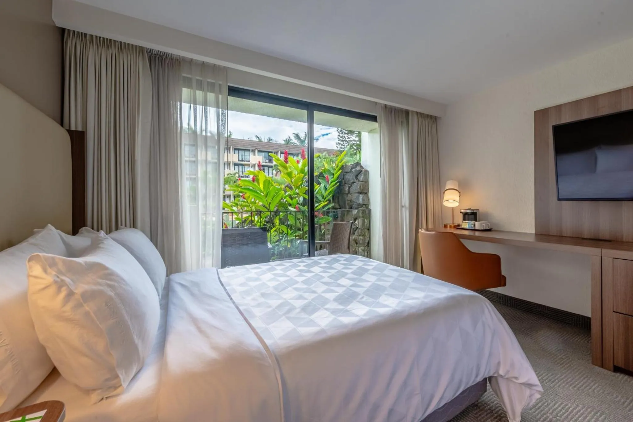 Photo of the whole room, Bed in Holiday Inn San Jose La Sabana by IHG