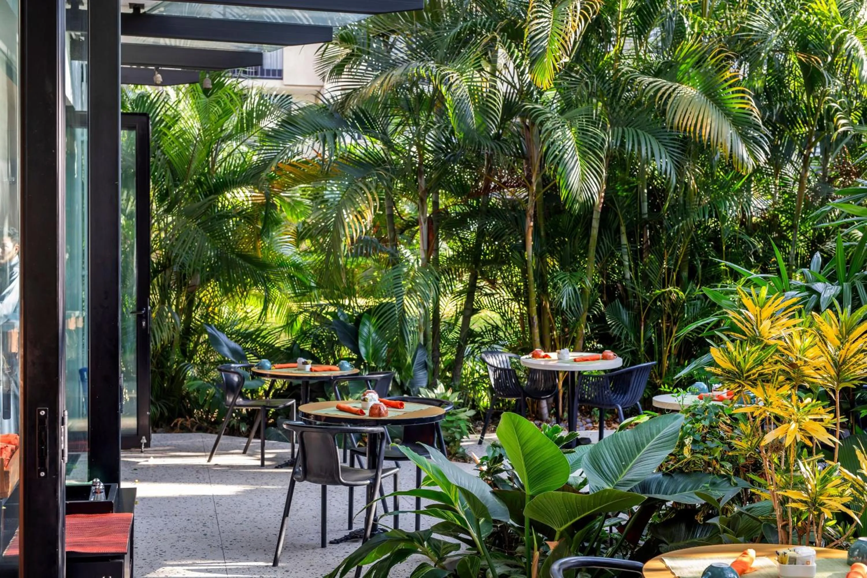 Restaurant/places to eat in Holiday Inn San Jose La Sabana by IHG