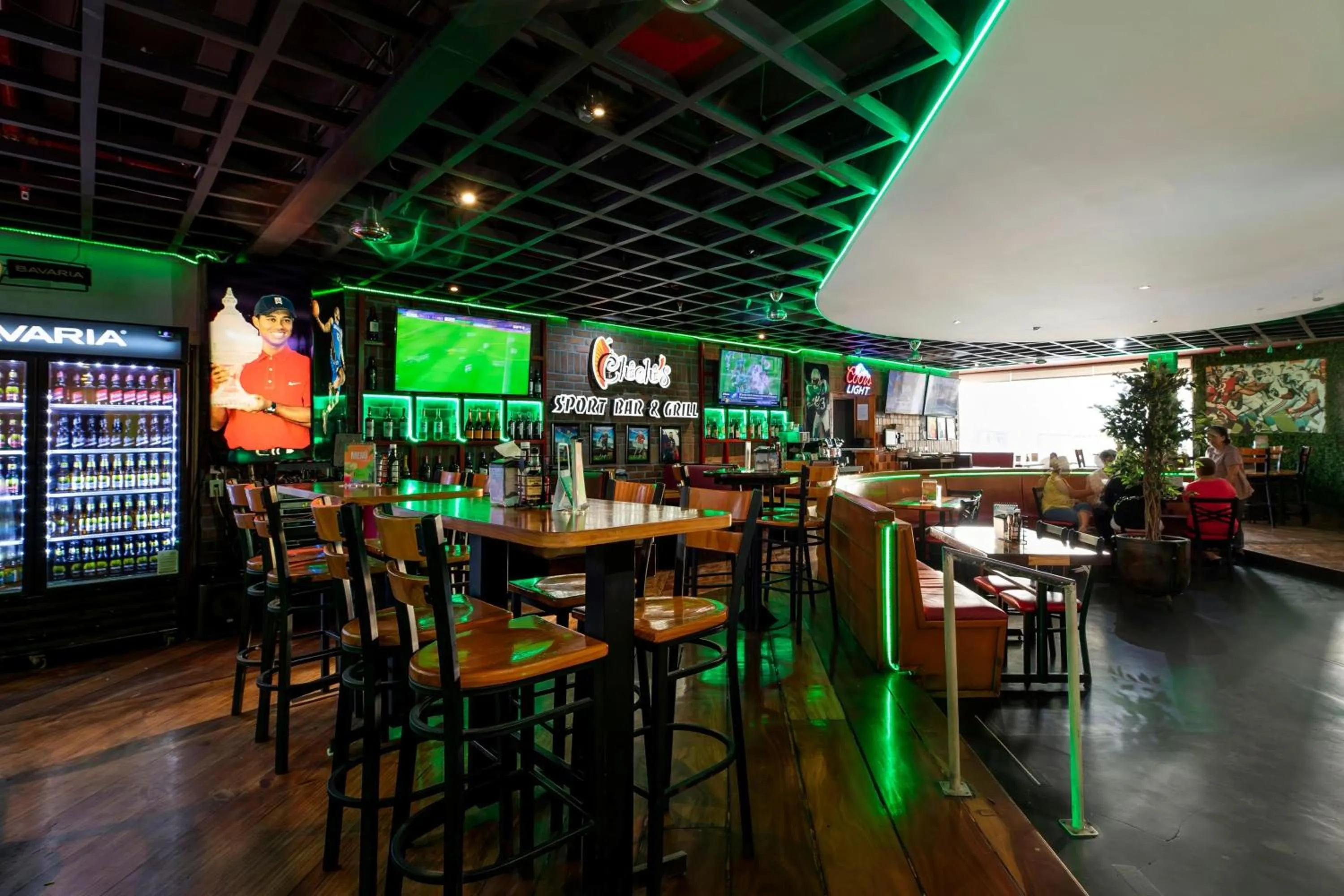Lounge or bar in Holiday Inn San Jose La Sabana by IHG