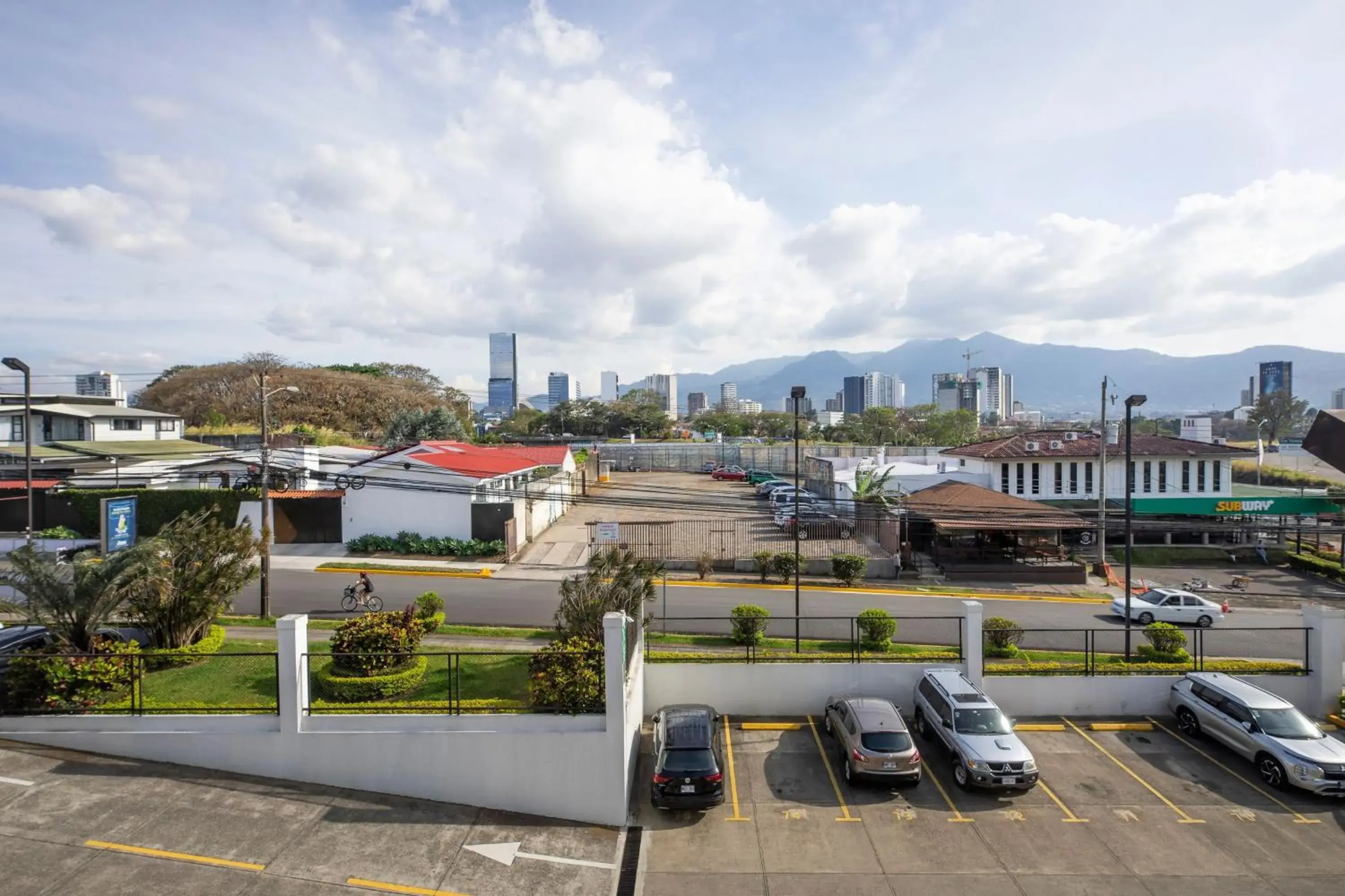 Standard King Room with City View in Holiday Inn San Jose La Sabana by IHG Standard King Room with City View in Holiday Inn San Jose La Sabana by IHG