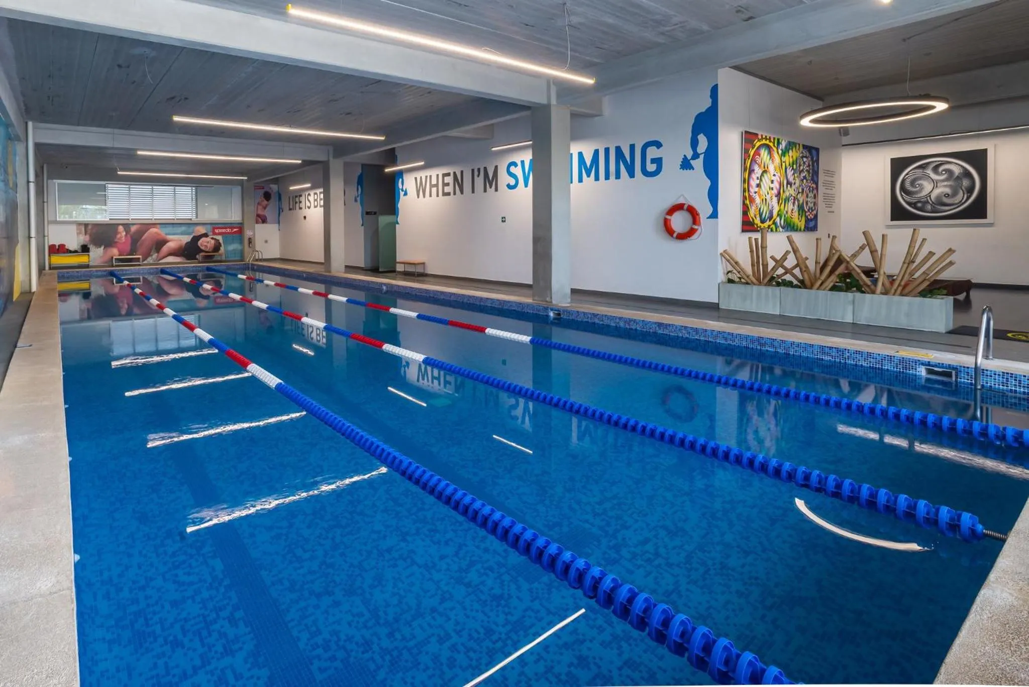 Swimming pool in Holiday Inn San Jose La Sabana by IHG