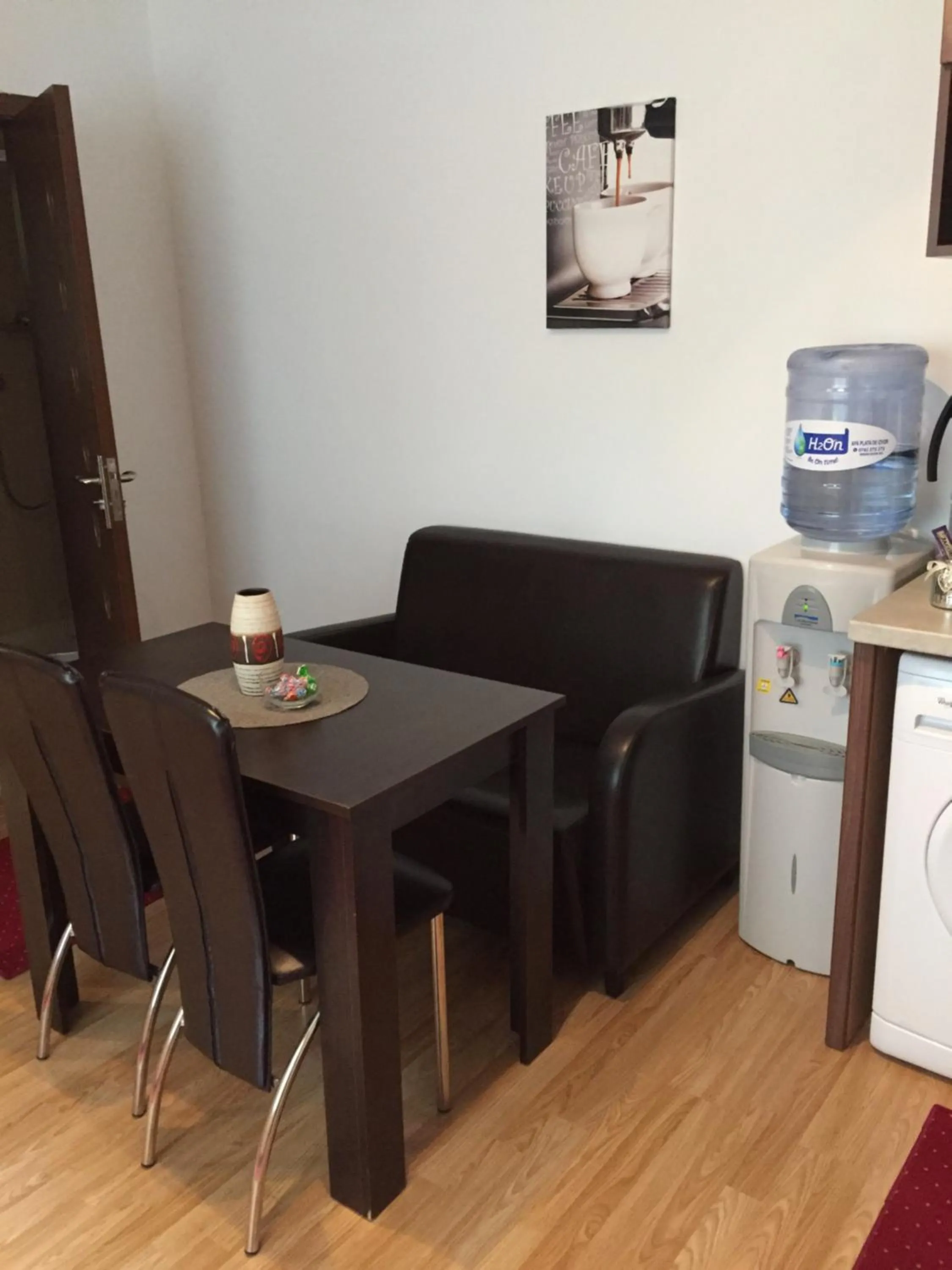 Living room in Xenopol Central