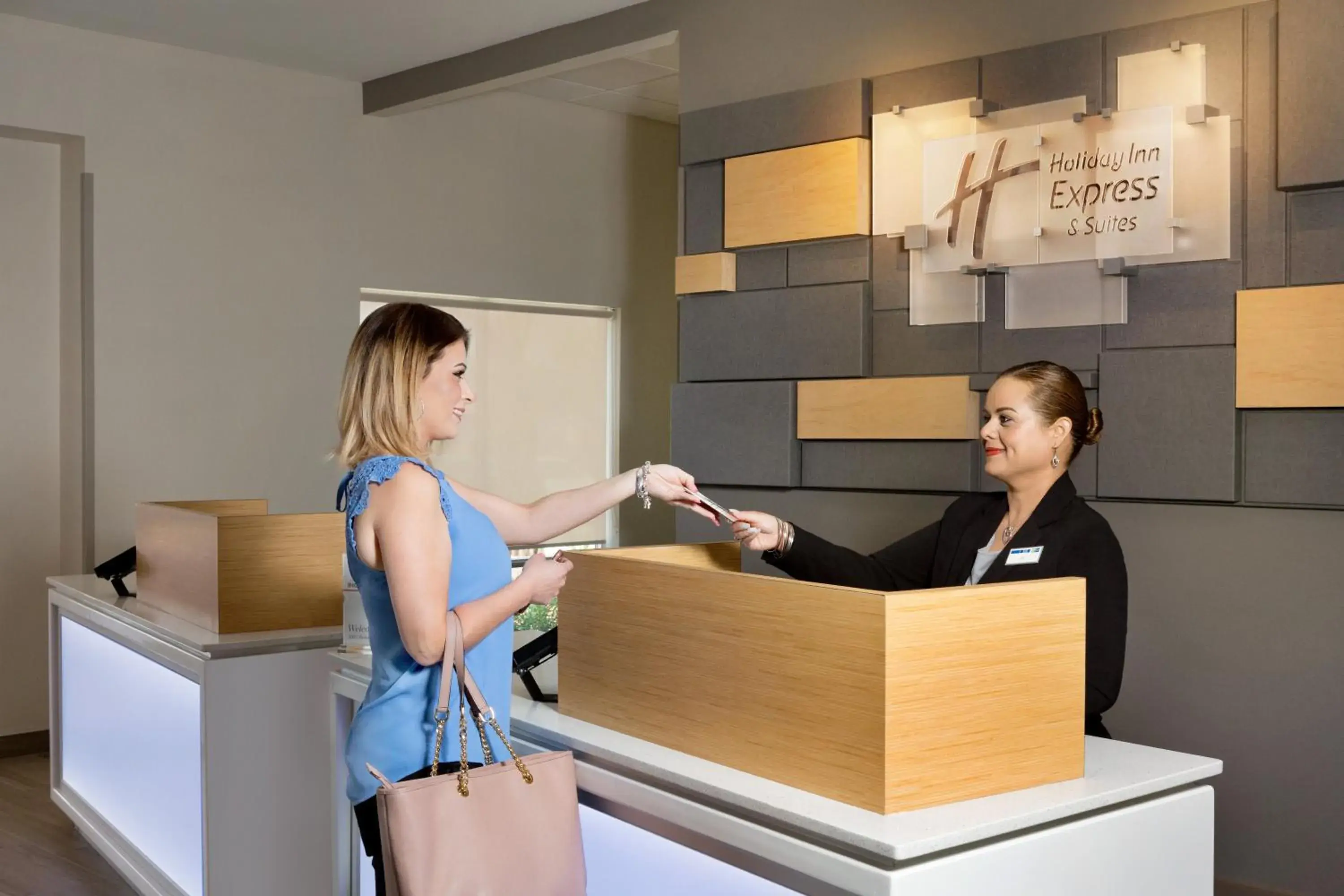 Property building in Holiday Inn Express & Suites - McAllen - Medical Center Area by IHG Property building in Holiday Inn Express & Suites - McAllen - Medical Center Area by IHG