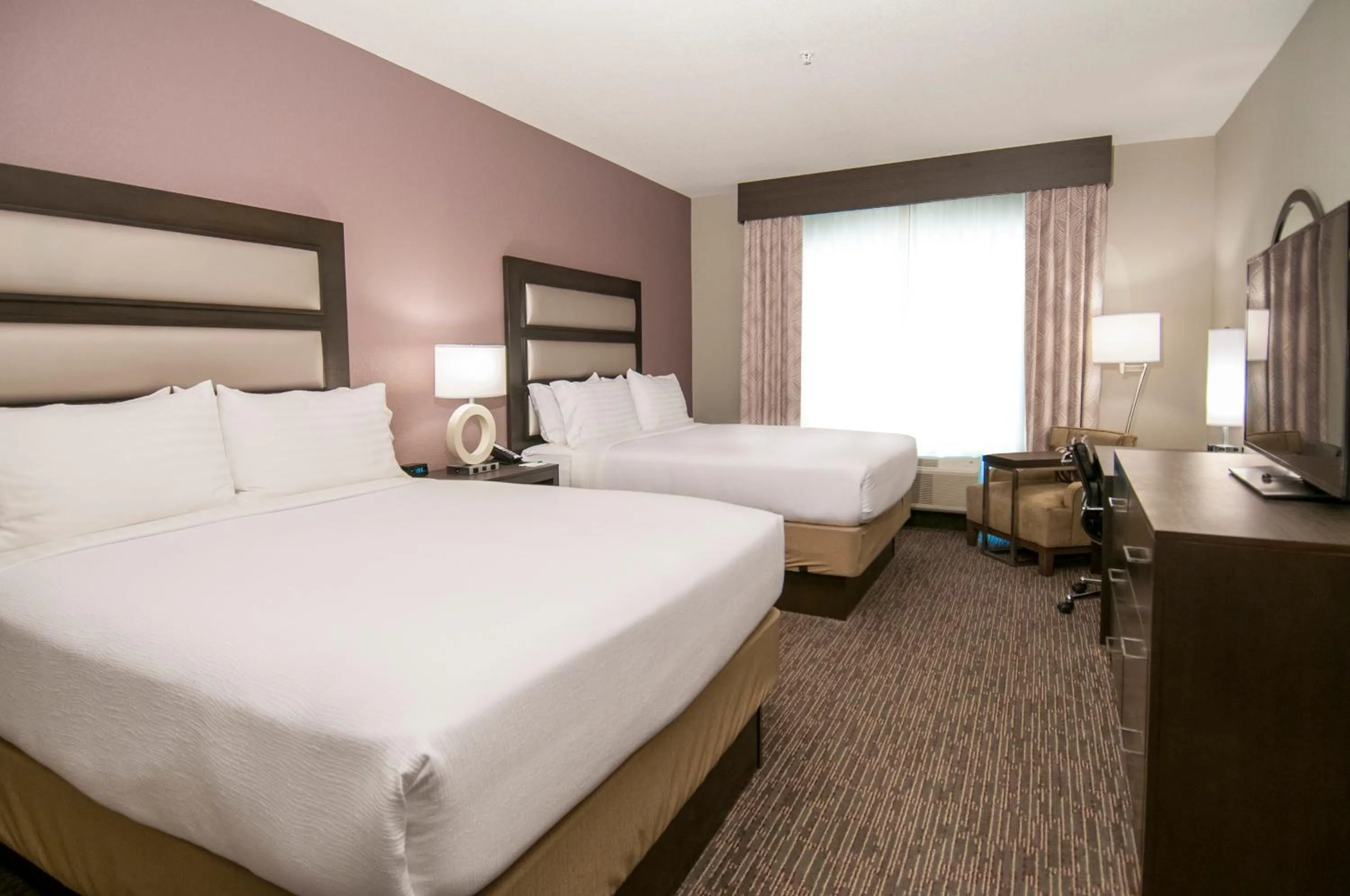 Bedroom, Bed in Holiday Inn - New Orleans Airport North by IHG