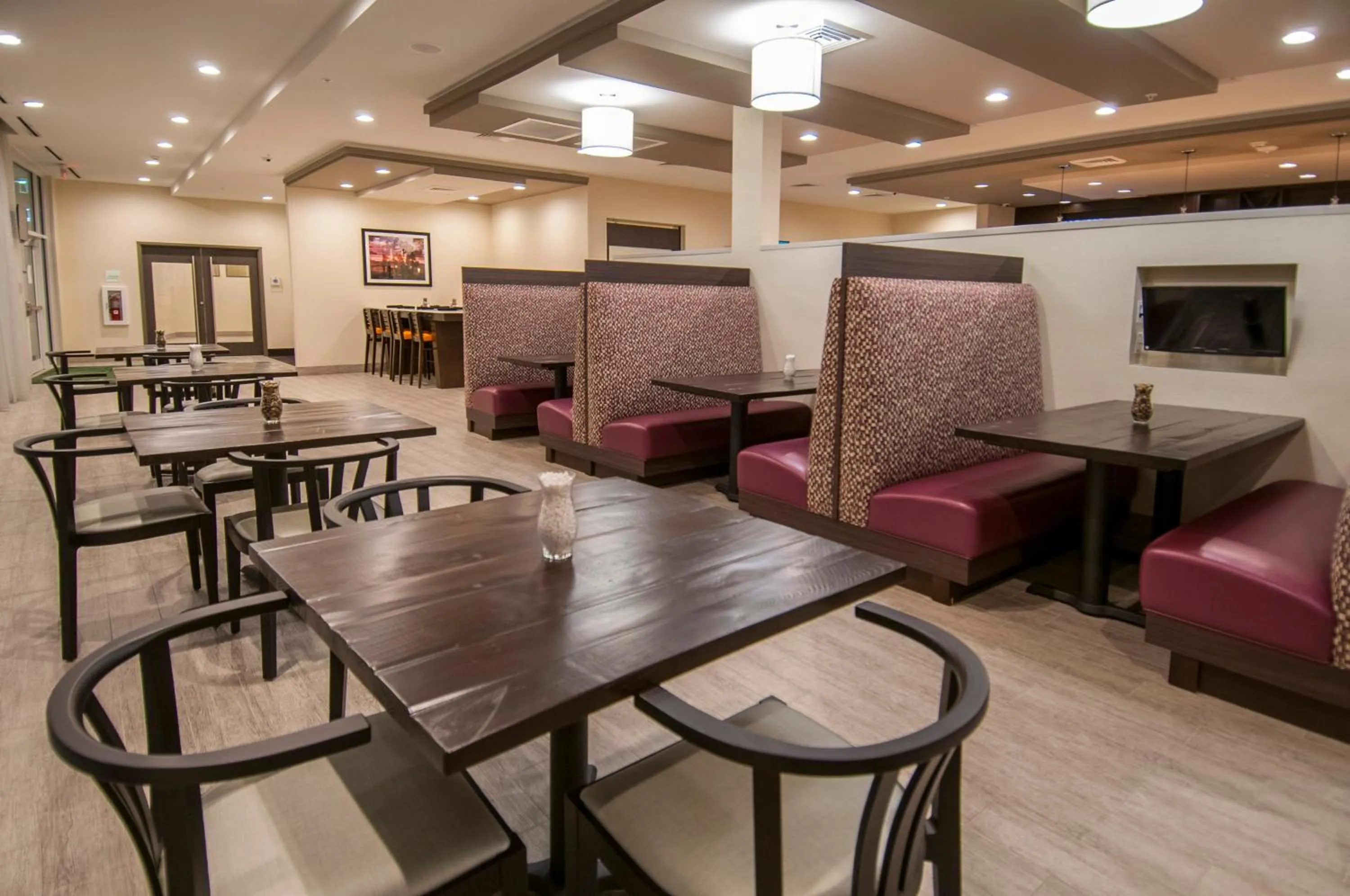 Restaurant/places to eat in Holiday Inn - New Orleans Airport North by IHG