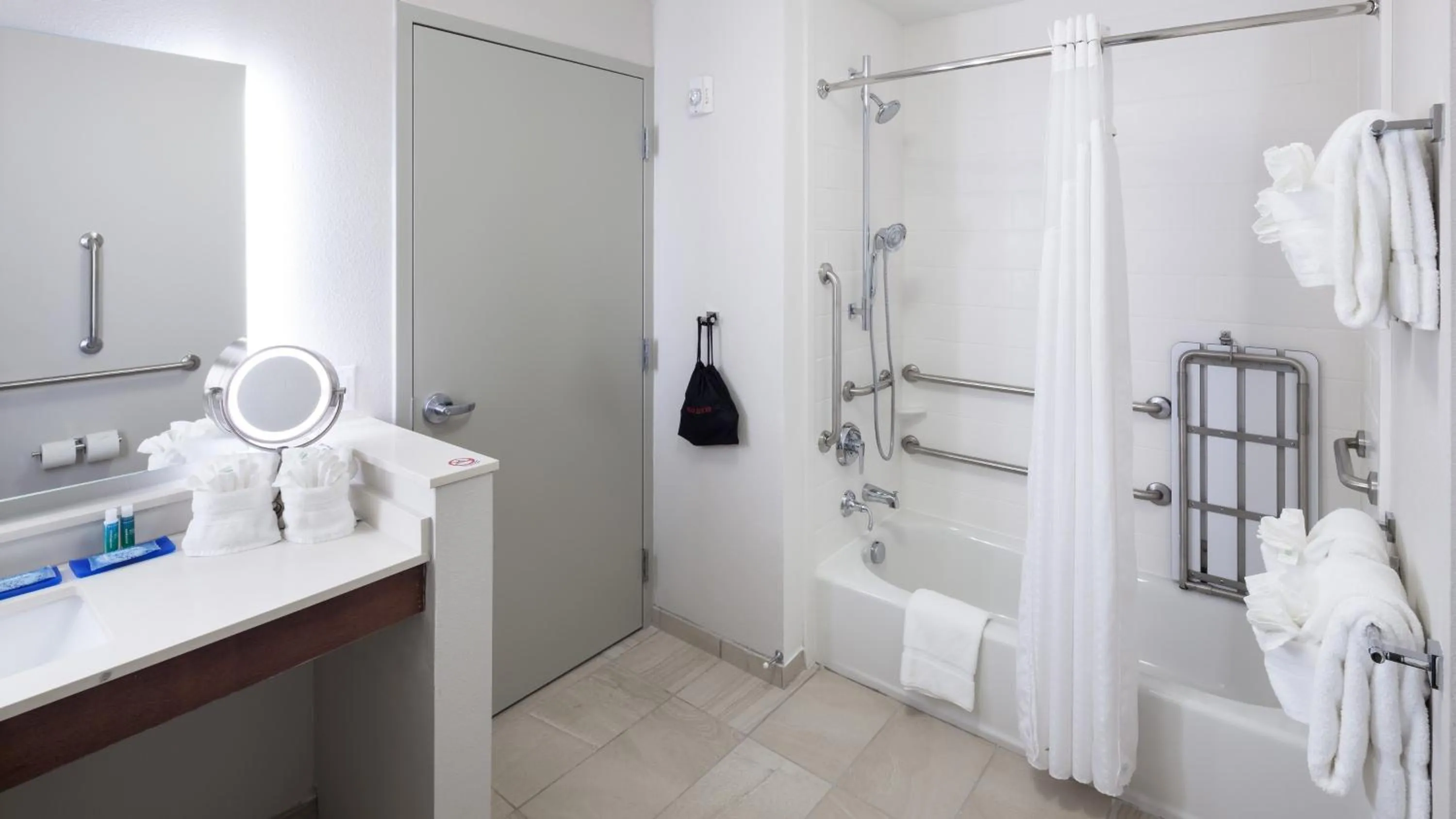 Photo of the whole room in Holiday Inn Express & Suites Orlando At SeaWorld by IHG - With Free Shuttle Service to SeaWorld Parks