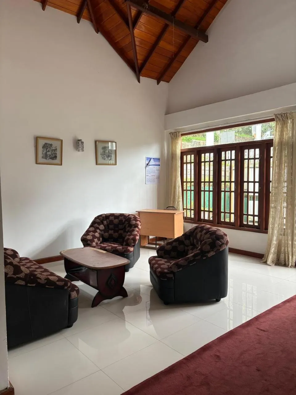 Seating area in Ovia Guest Nuwara Eliya