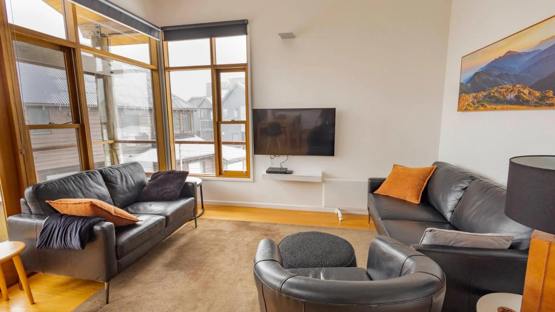 Living room in Triggerplant 4