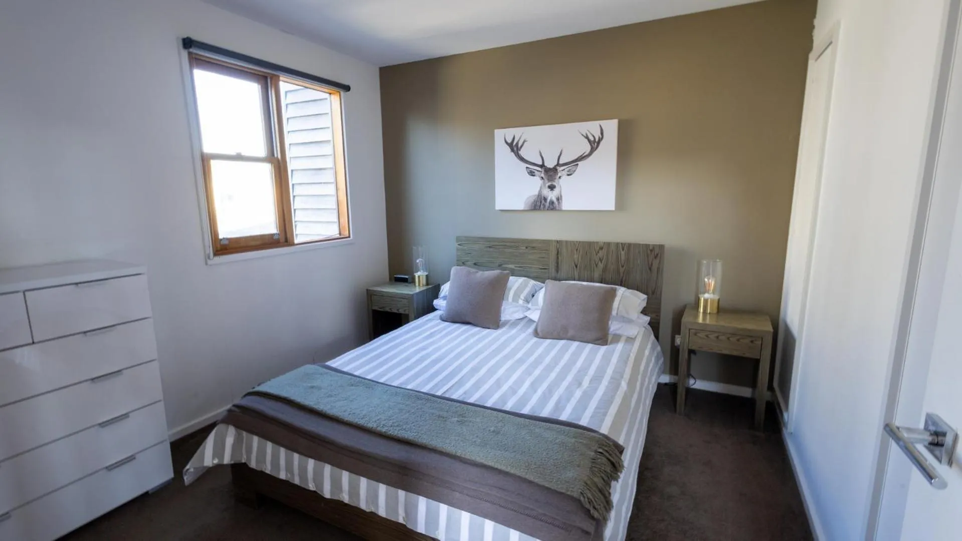 Bedroom, Bed in Triggerplant 4