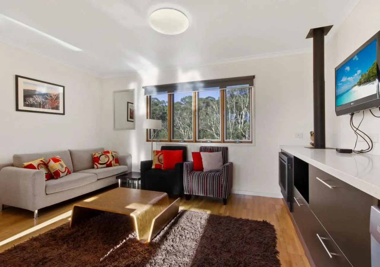 Two-Bedroom Apartment in Crooked 2