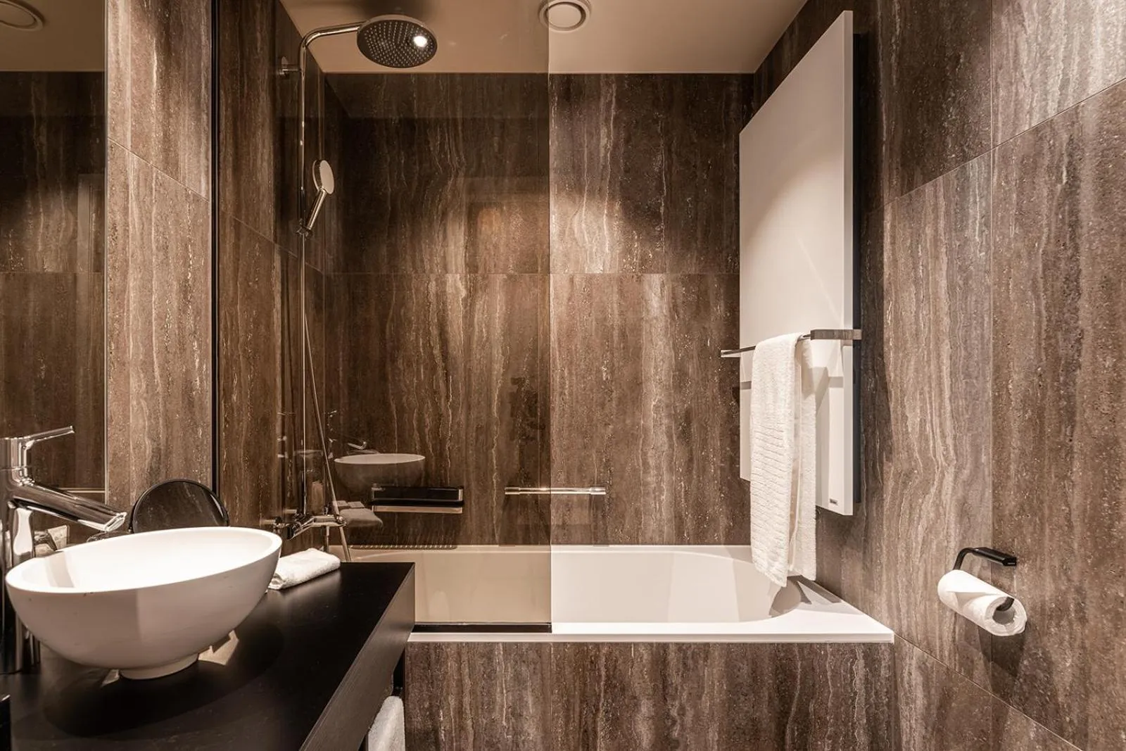 Bathroom in Hotel Britannia