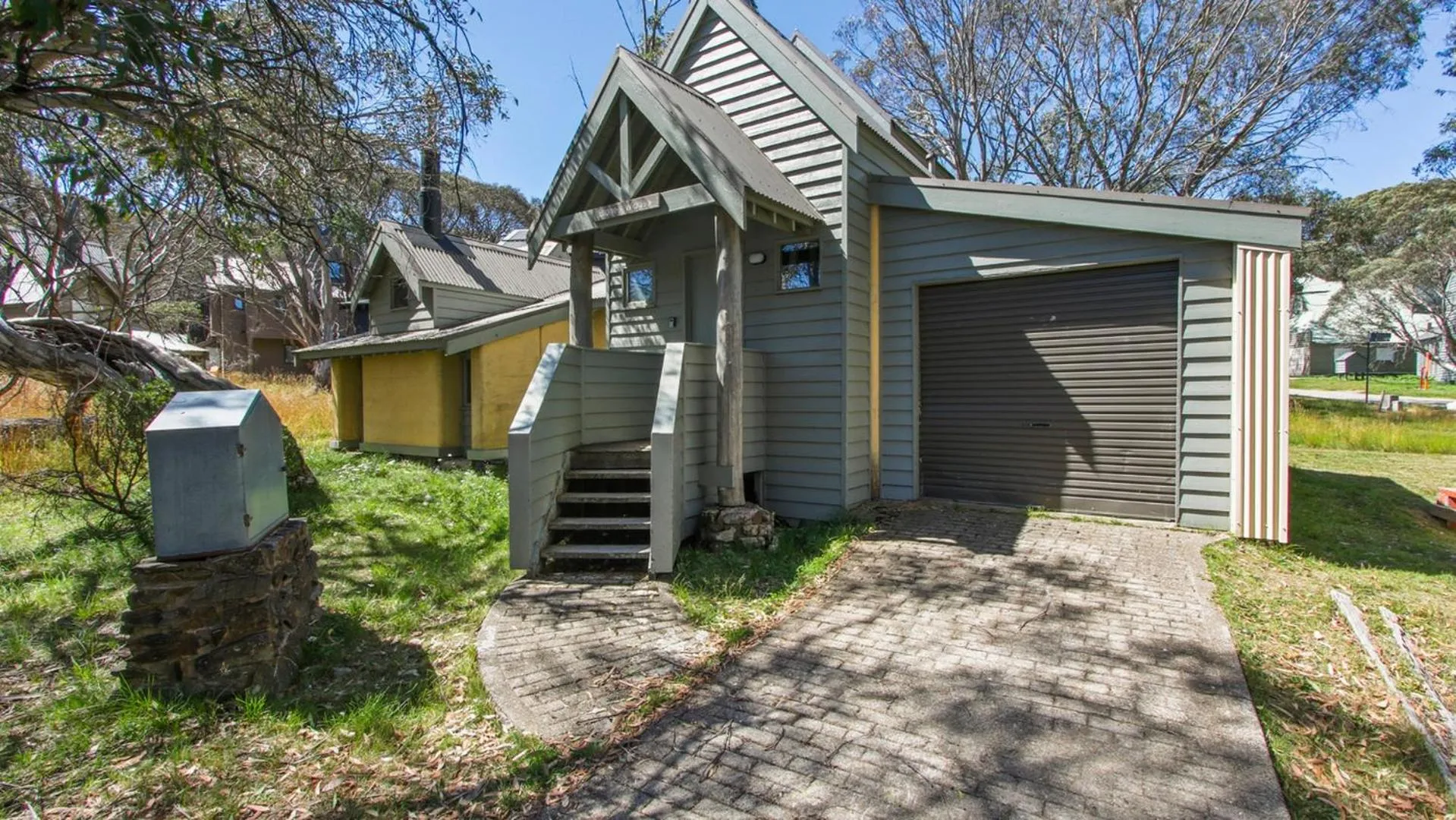 Property building in Bidgee Widgee