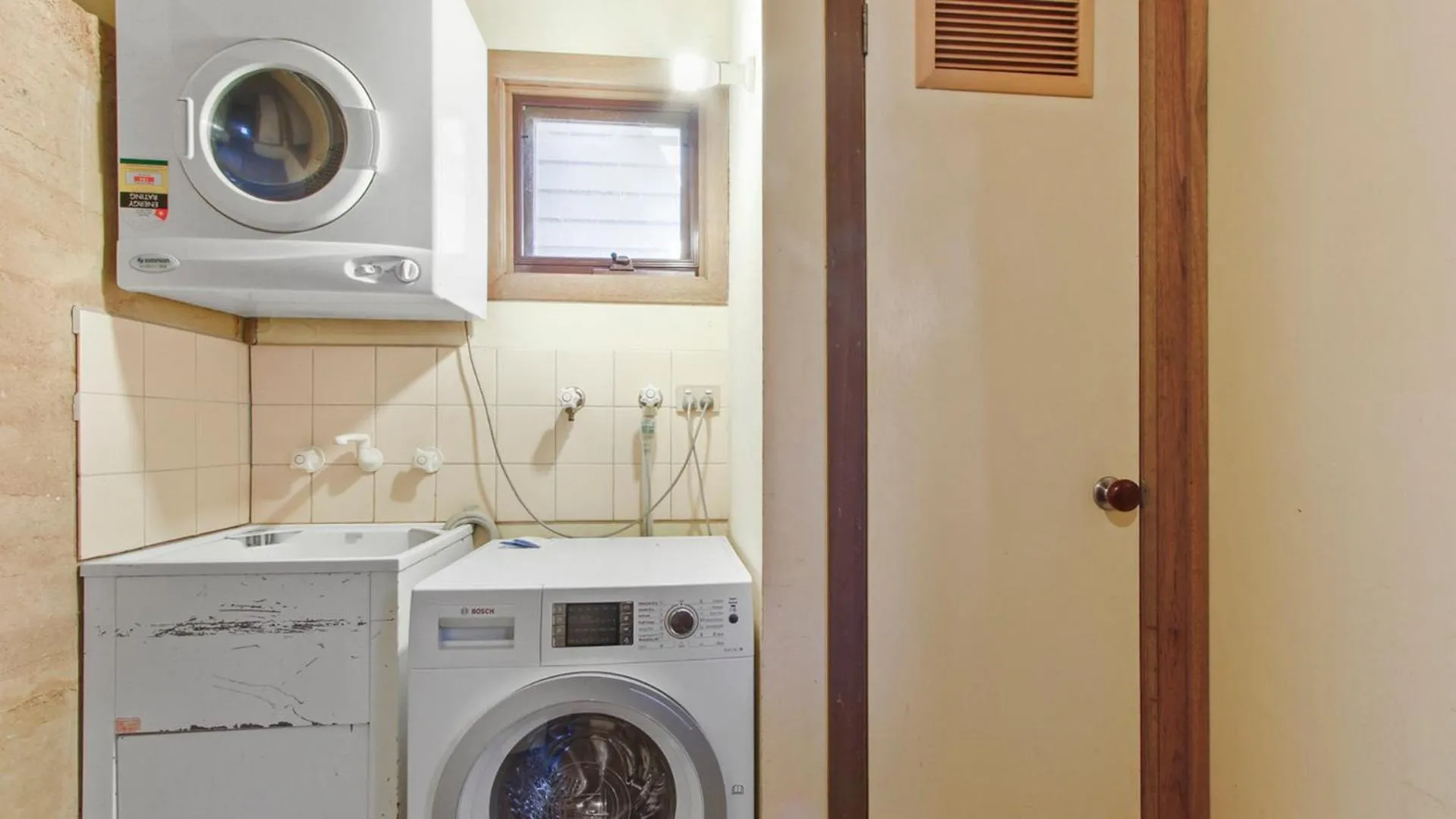 washing machine in Bidgee Widgee