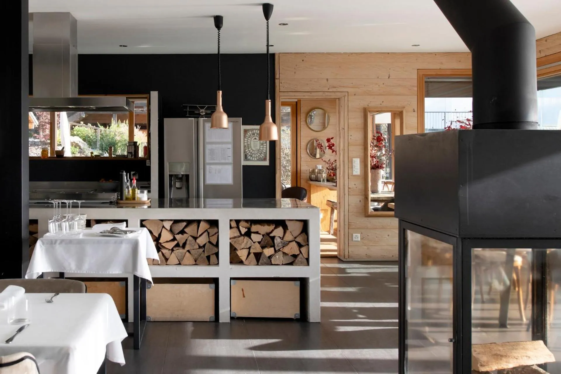 Restaurant/places to eat in Les Mazots du Clos