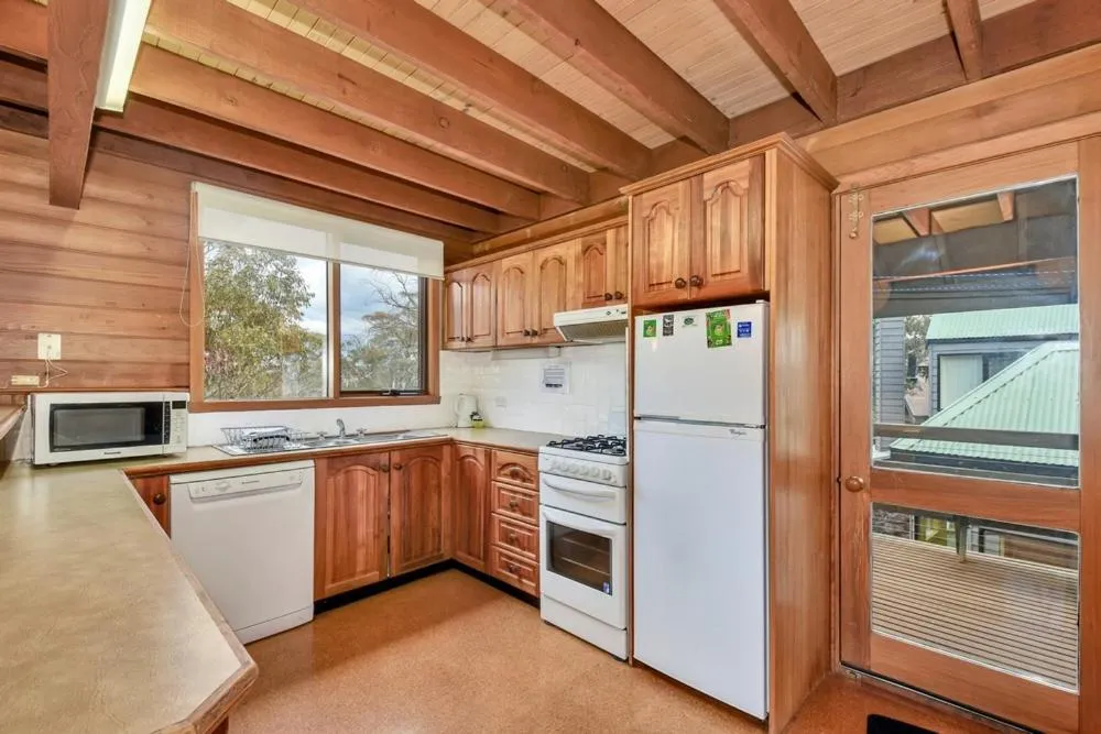 Kitchen or kitchenette in Snowgoose