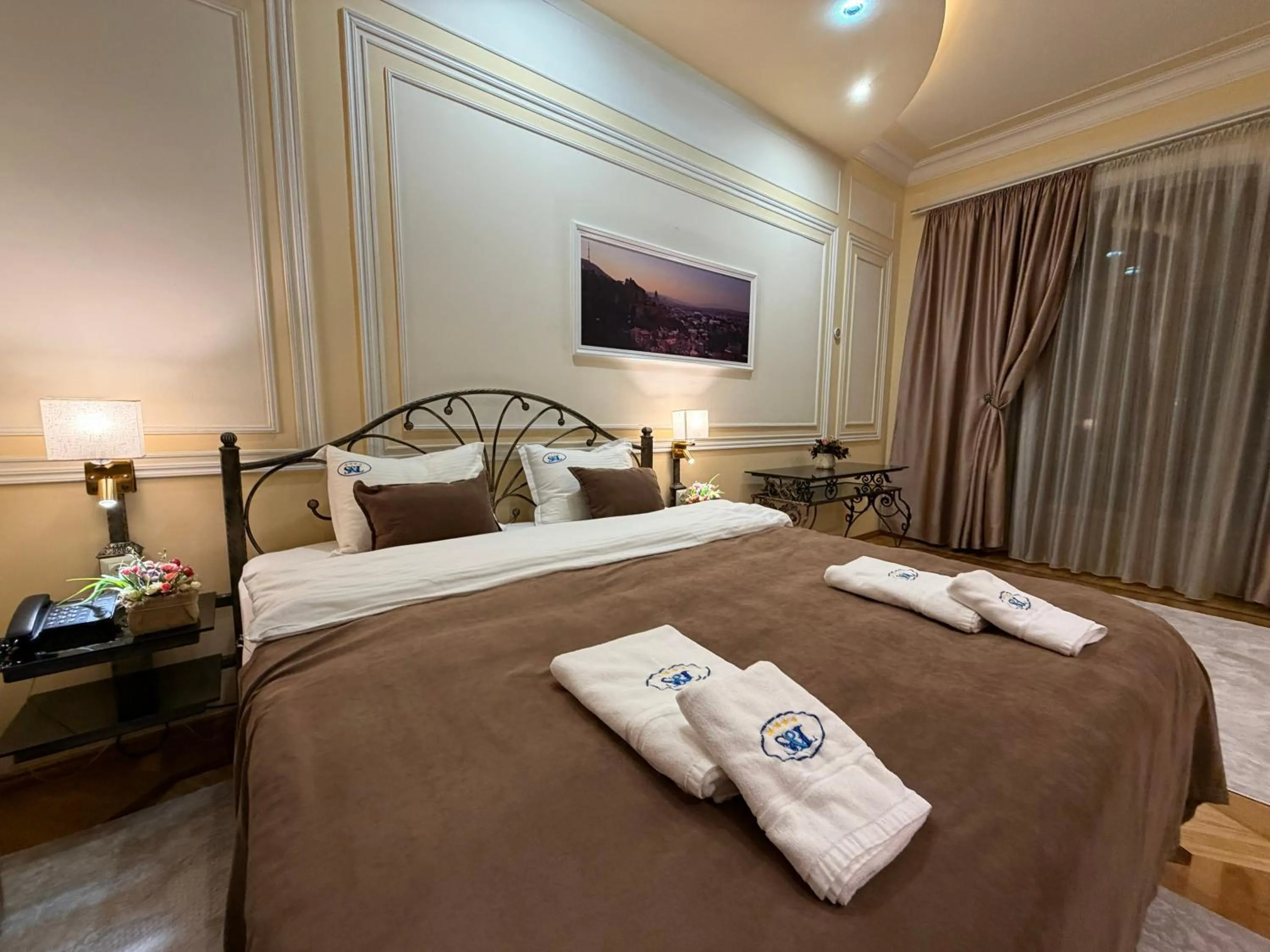 Bedroom, Bed in S&L Boutique Hotel