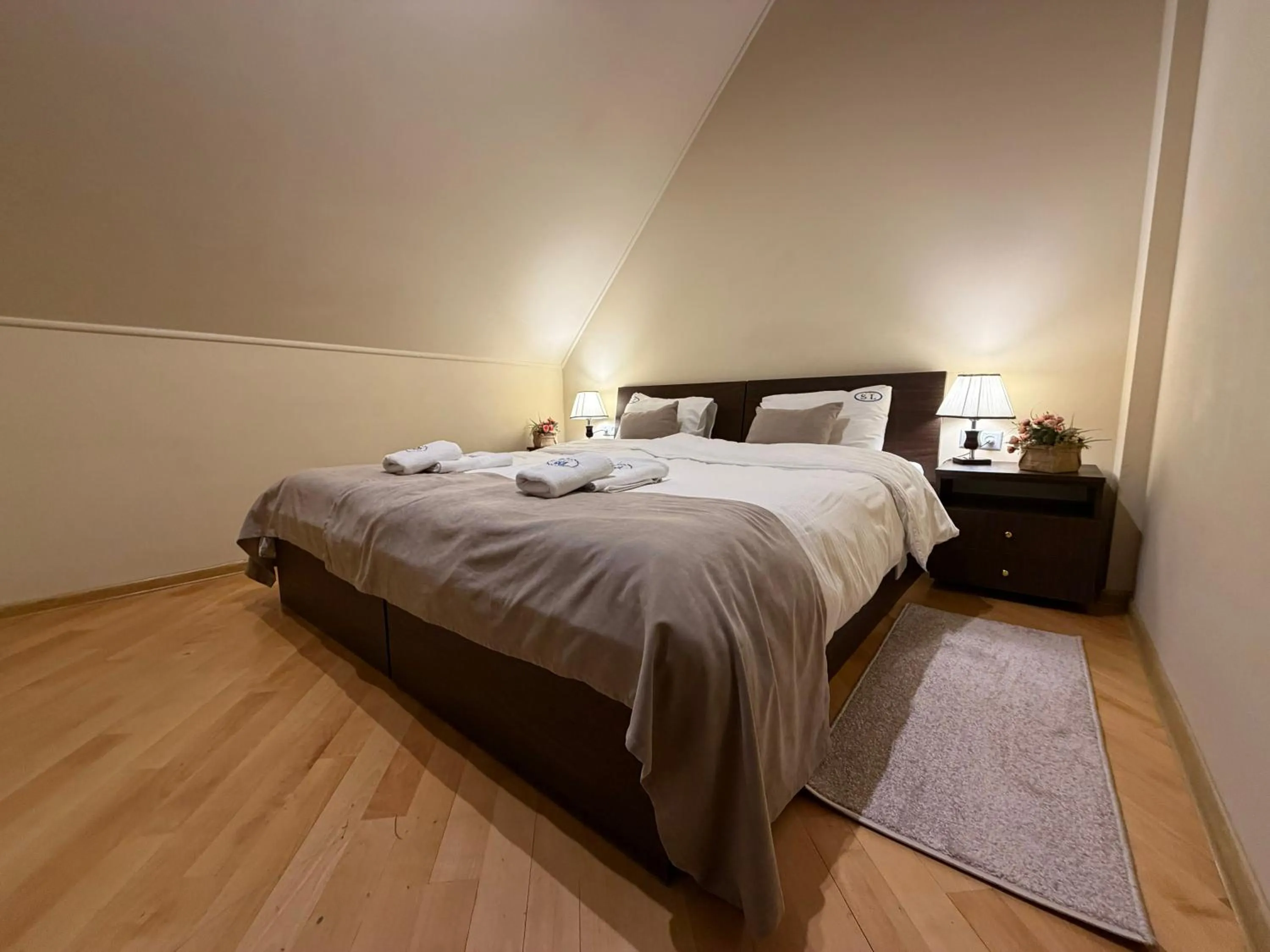 Bedroom, Bed in S&L Boutique Hotel