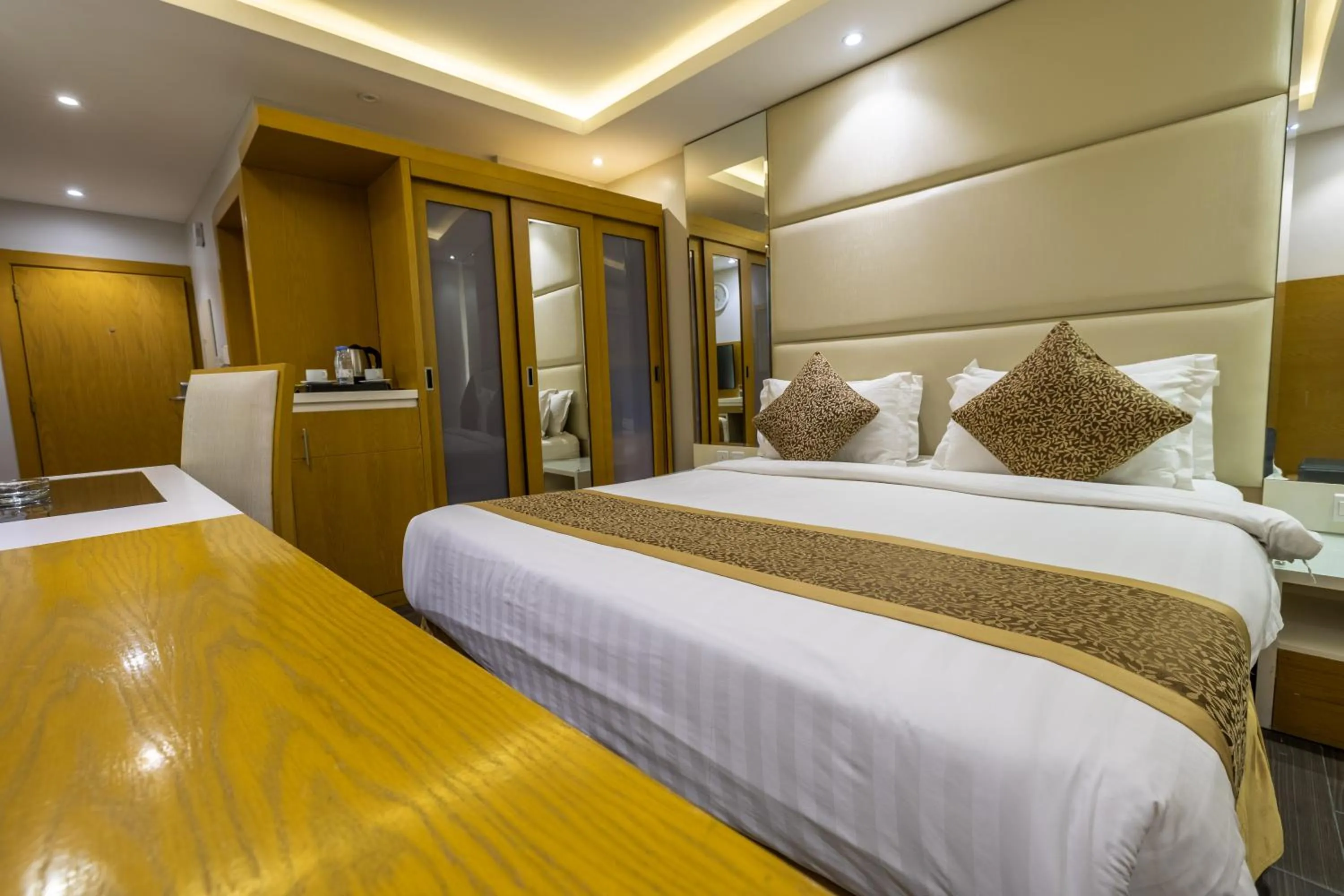 Bed in Al Muahidb Residence Al Takhasossi 4