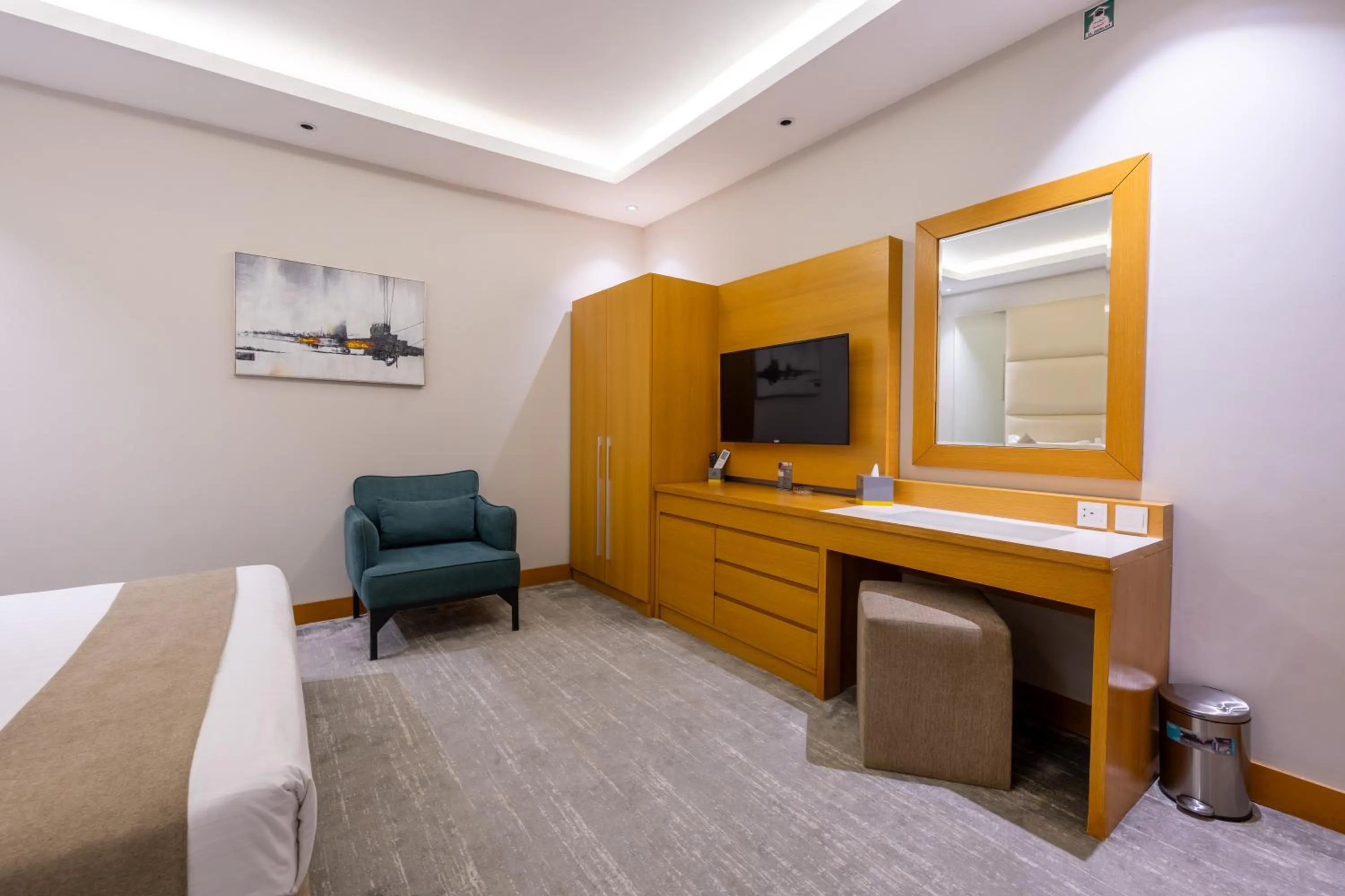 Bed in Al Muahidb Residence Al Takhasossi 4