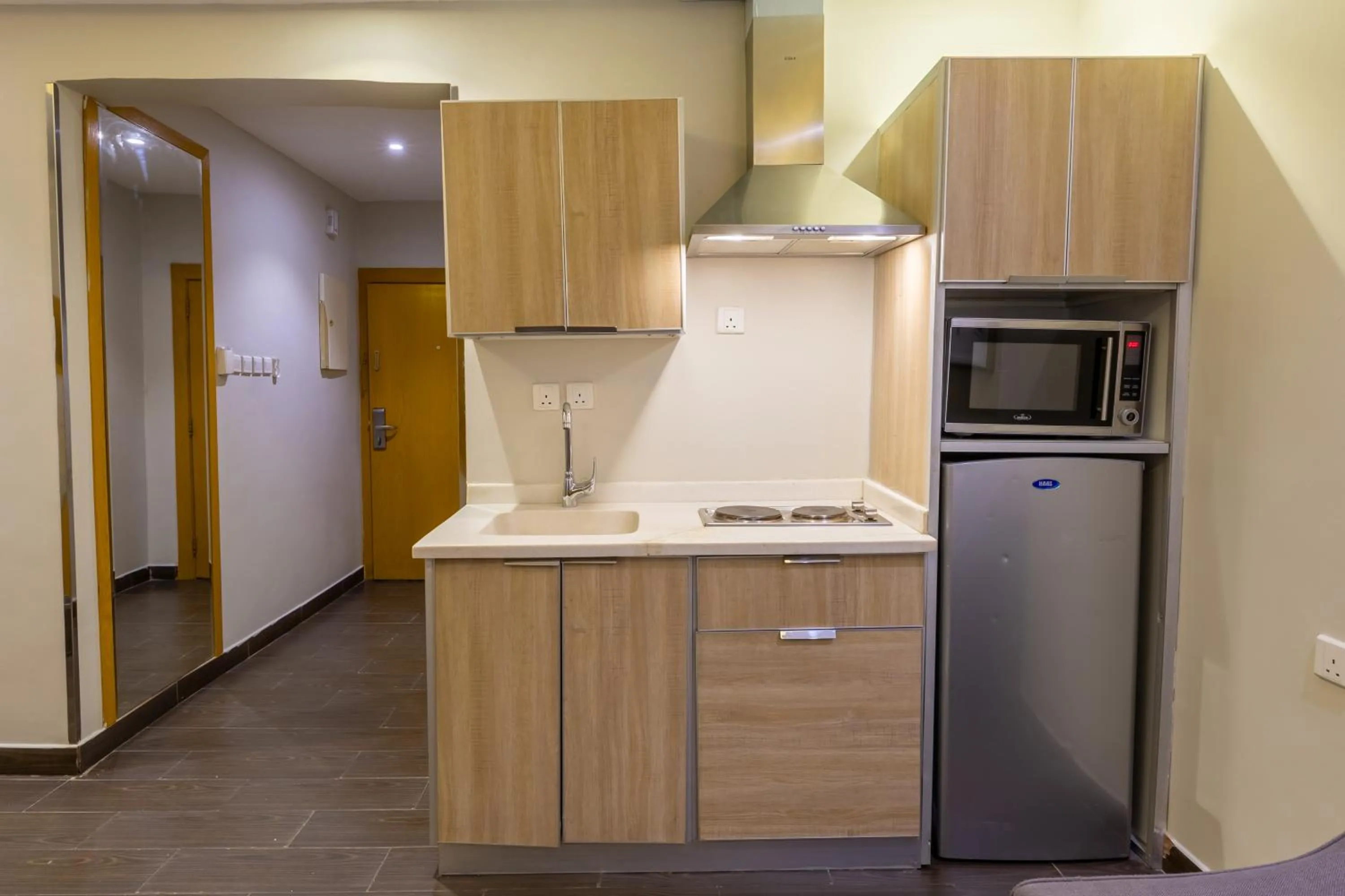 Al Muahidb Residence Al Takhasossi 4